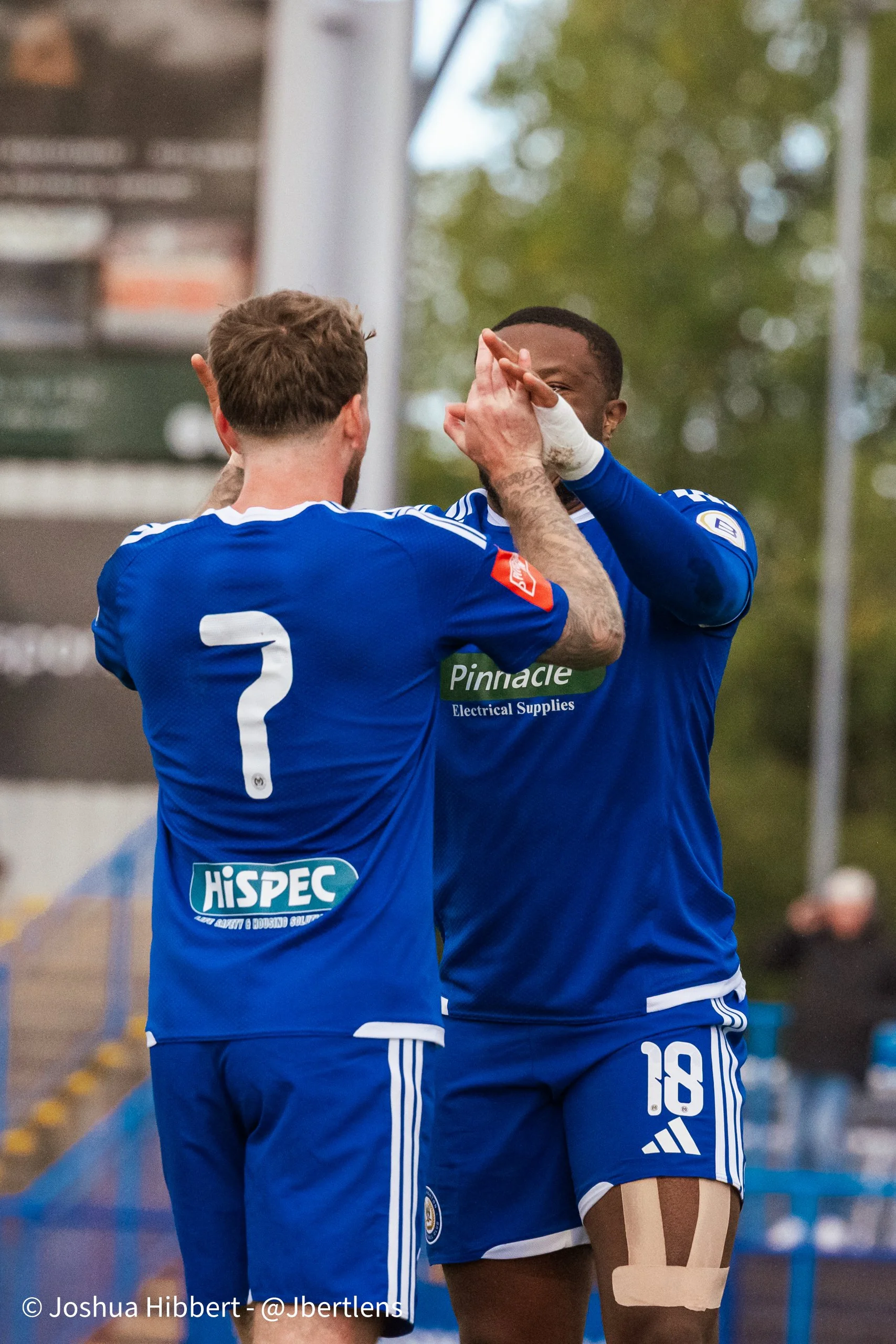 Curzon_Ashton_Hyde_United_Web_Sized_10.10.26-171.jpg