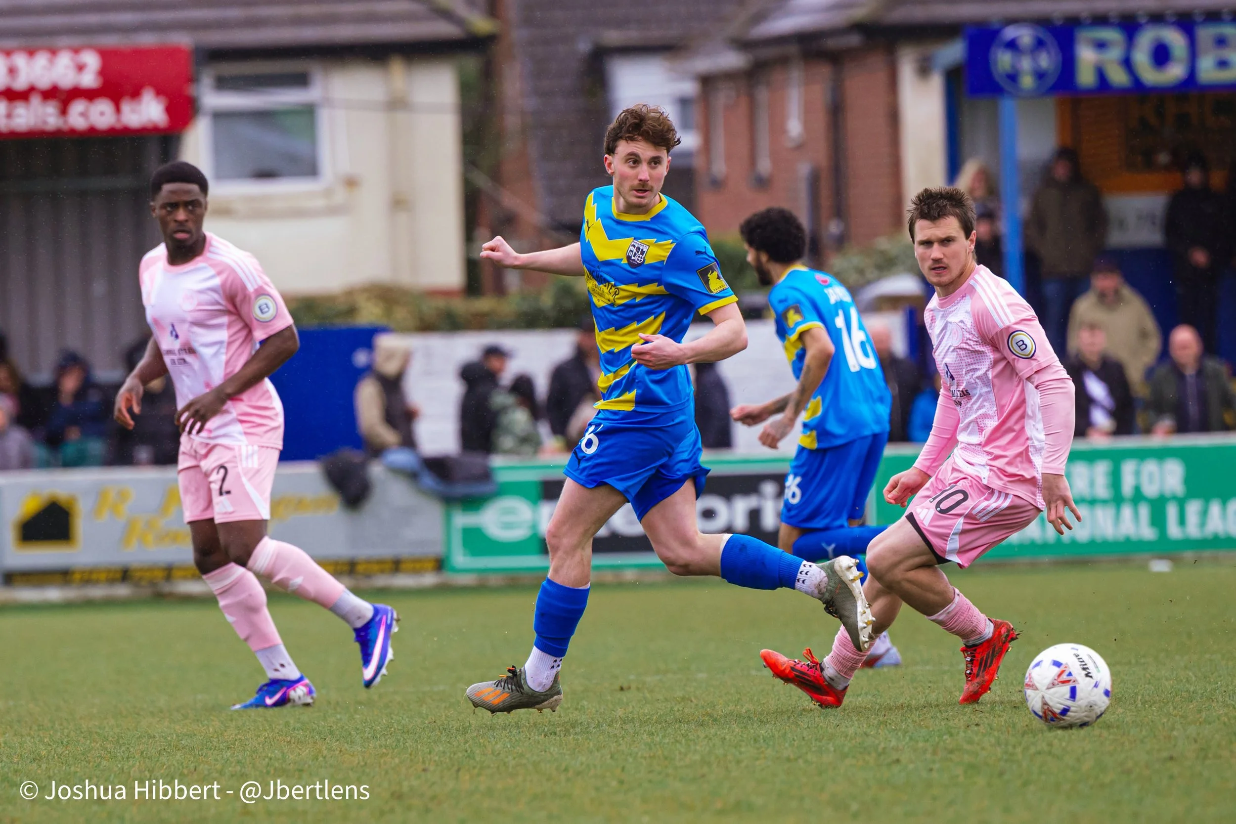 Sport_Photography_Curzon_Ashton_Radcliffe_FC_03.04.26-26.jpg