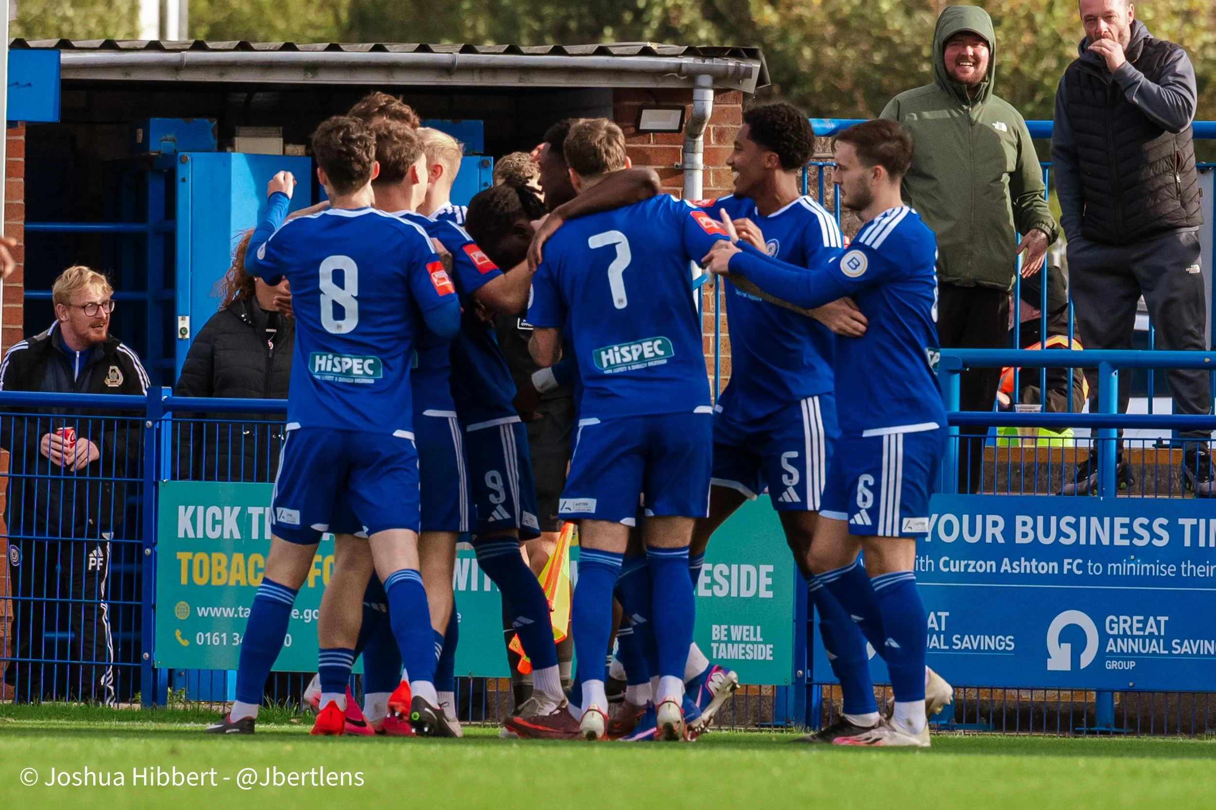 Curzon_Ashton_Hyde_United_Web_Sized_10.10.26-110.jpg