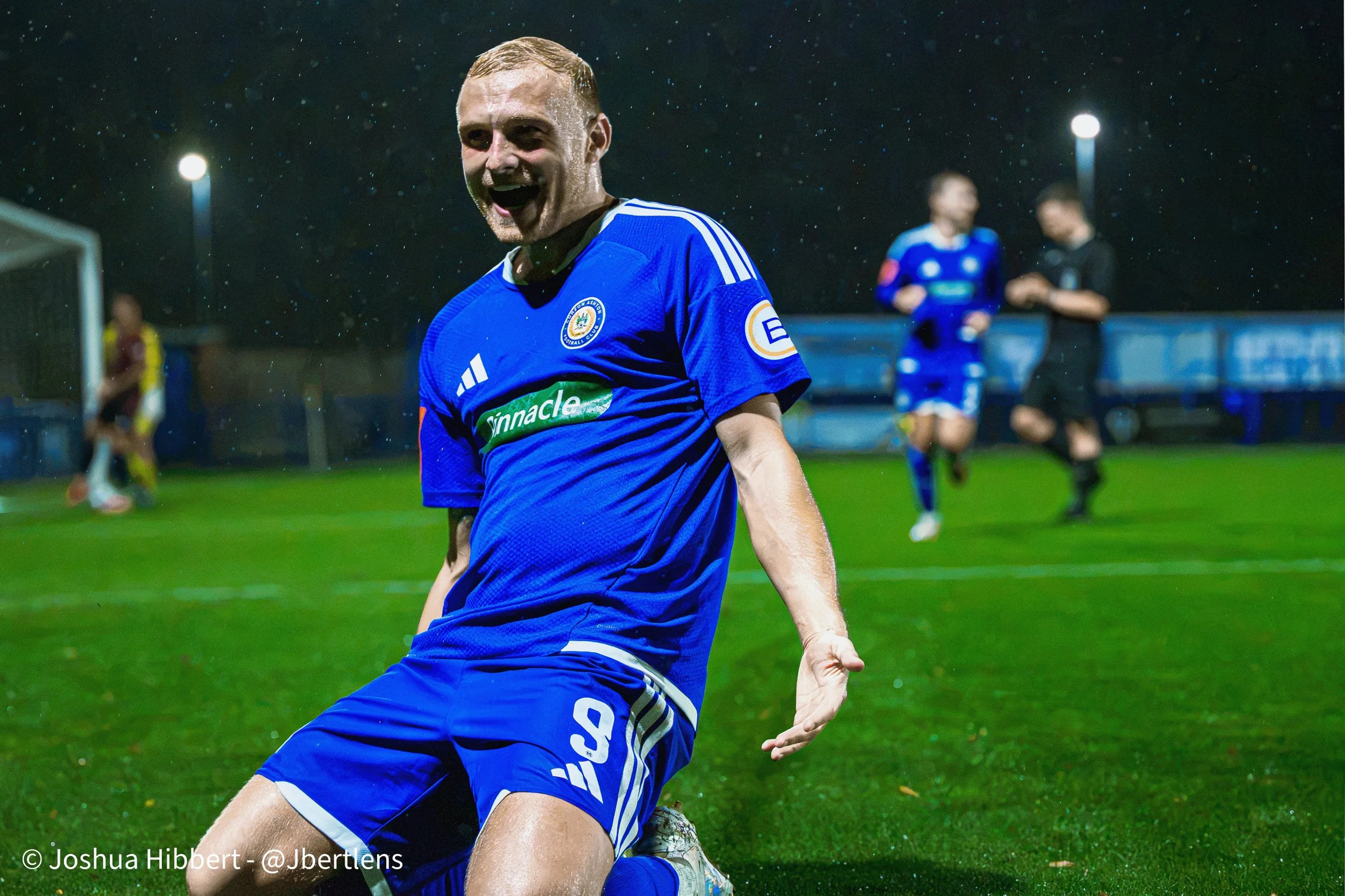 Curzon_Ashton_Redcar_Athletic_Web_Sized_06.10.26-138.jpg