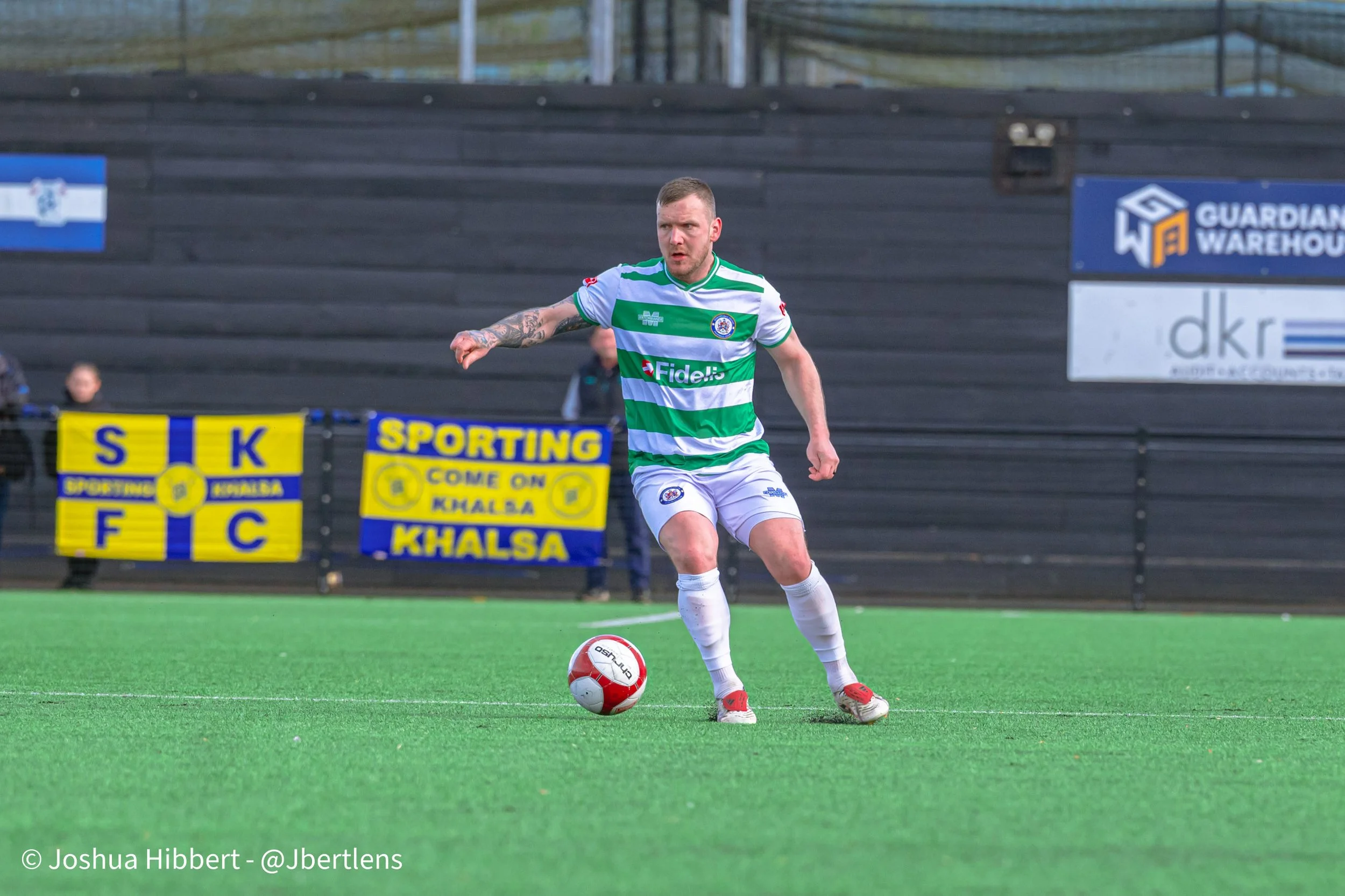 Sport_Photography_Stalybridge_Celtic_Sporting_Khalsa_11.04 (40).jpg