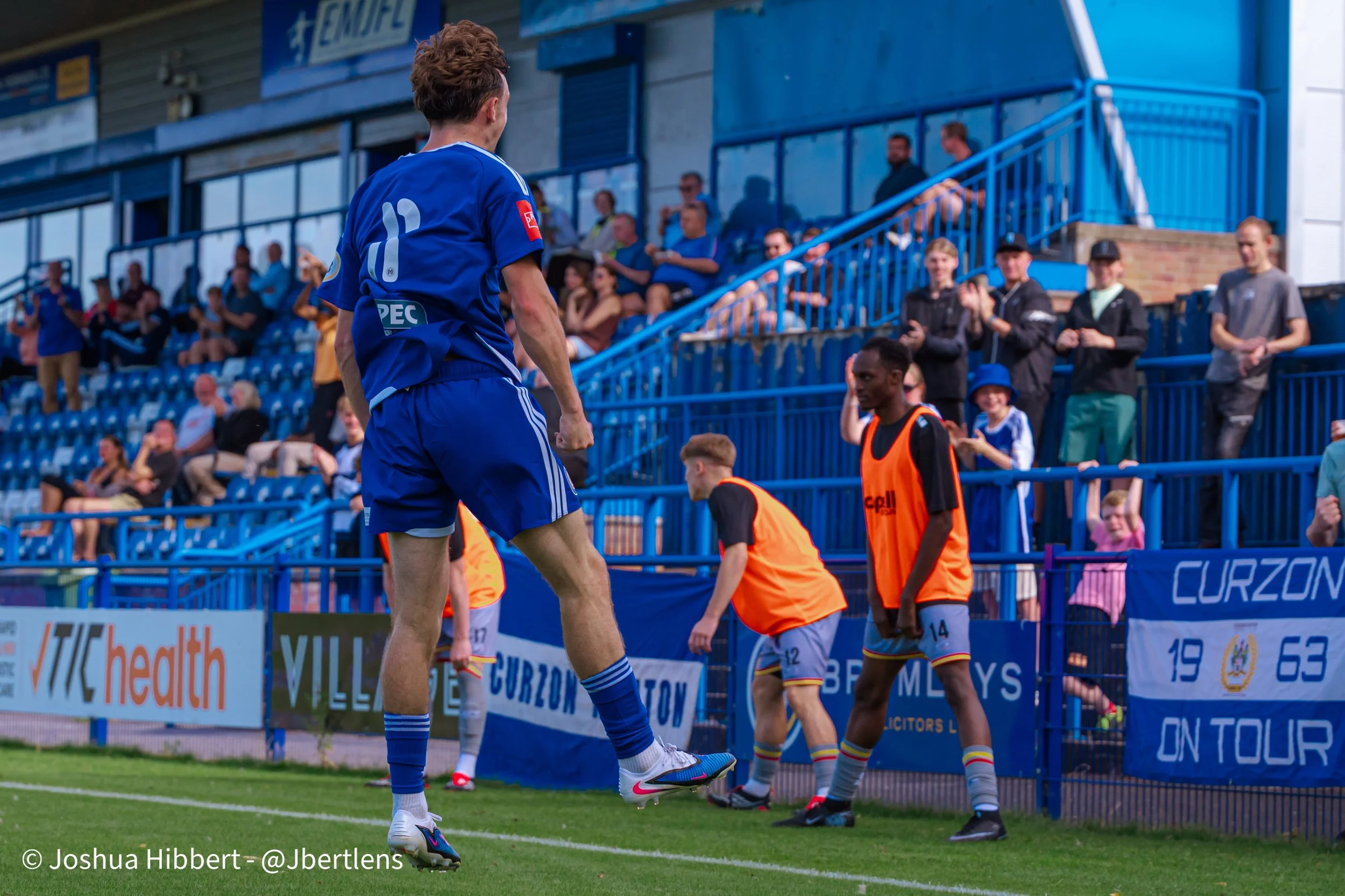 Curzon_Ashton_Alfreton_Town_Web_Sized-141.jpg