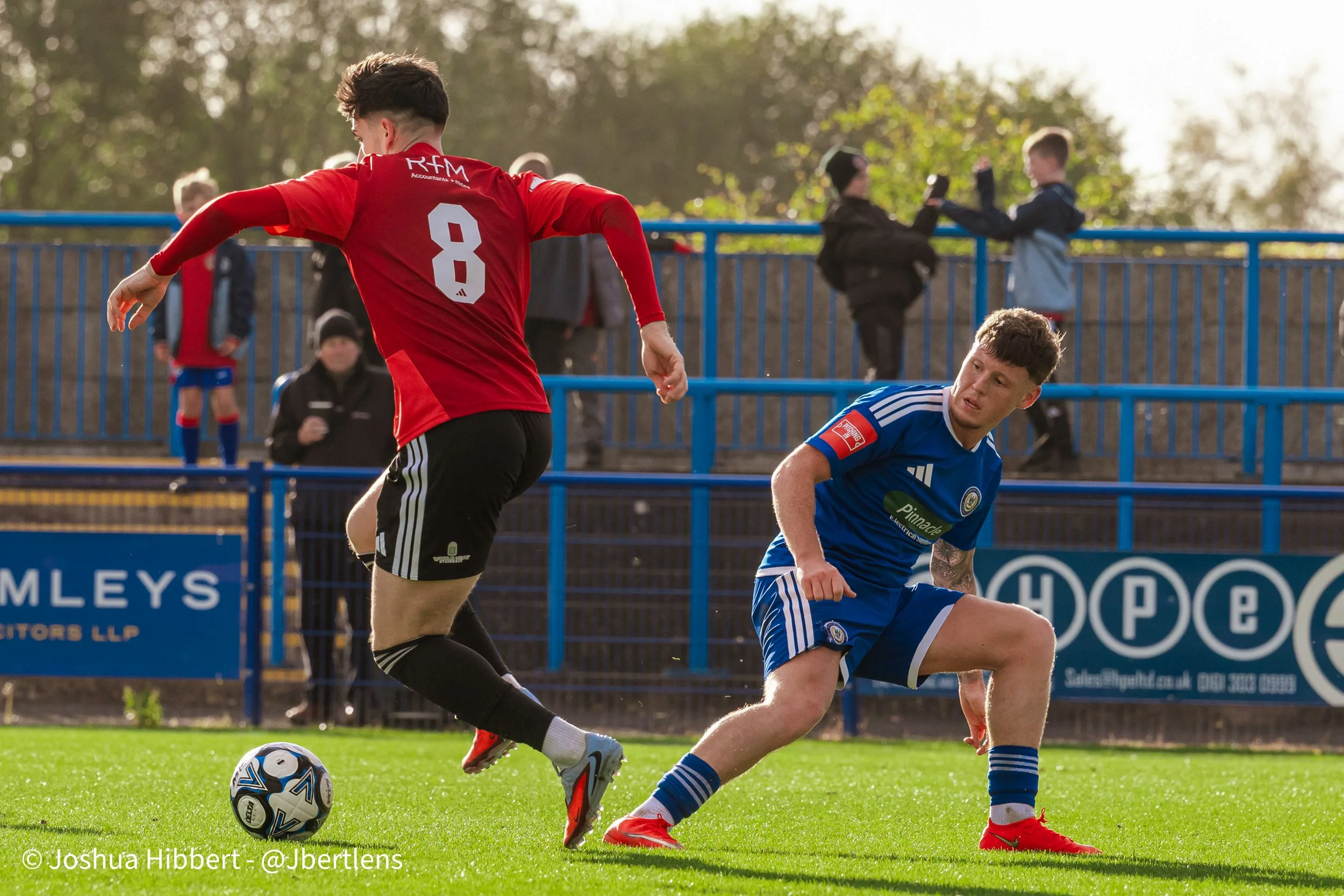 Curzon_Ashton_Hyde_United_Web_Sized_10.10.26-125.jpg