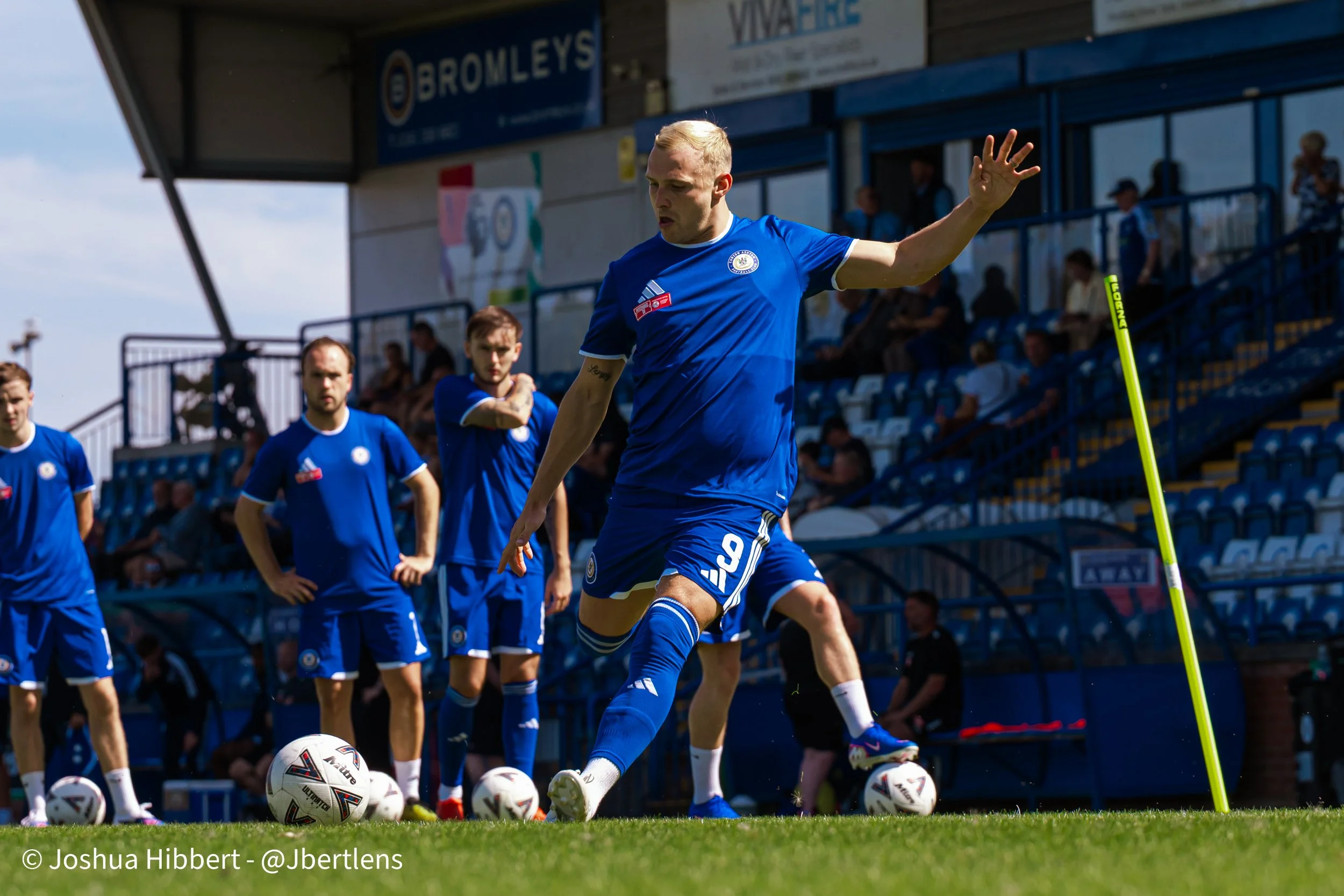 Curzon_Ashton_Alfreton_Town_Web_Sized-23.jpg