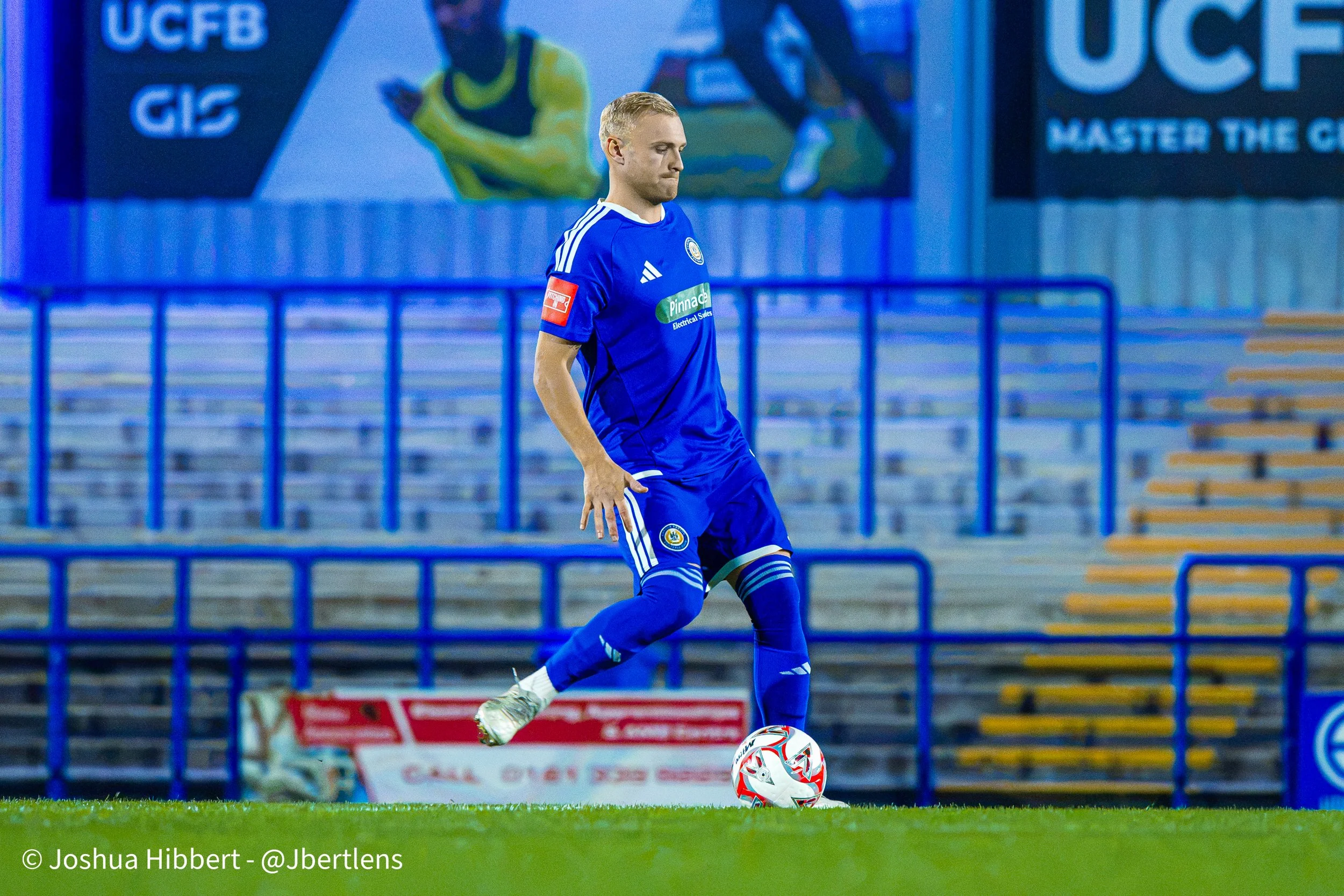Curzon_Ashton_Redcar_Athletic_Web_Sized_06.10.26-33.jpg