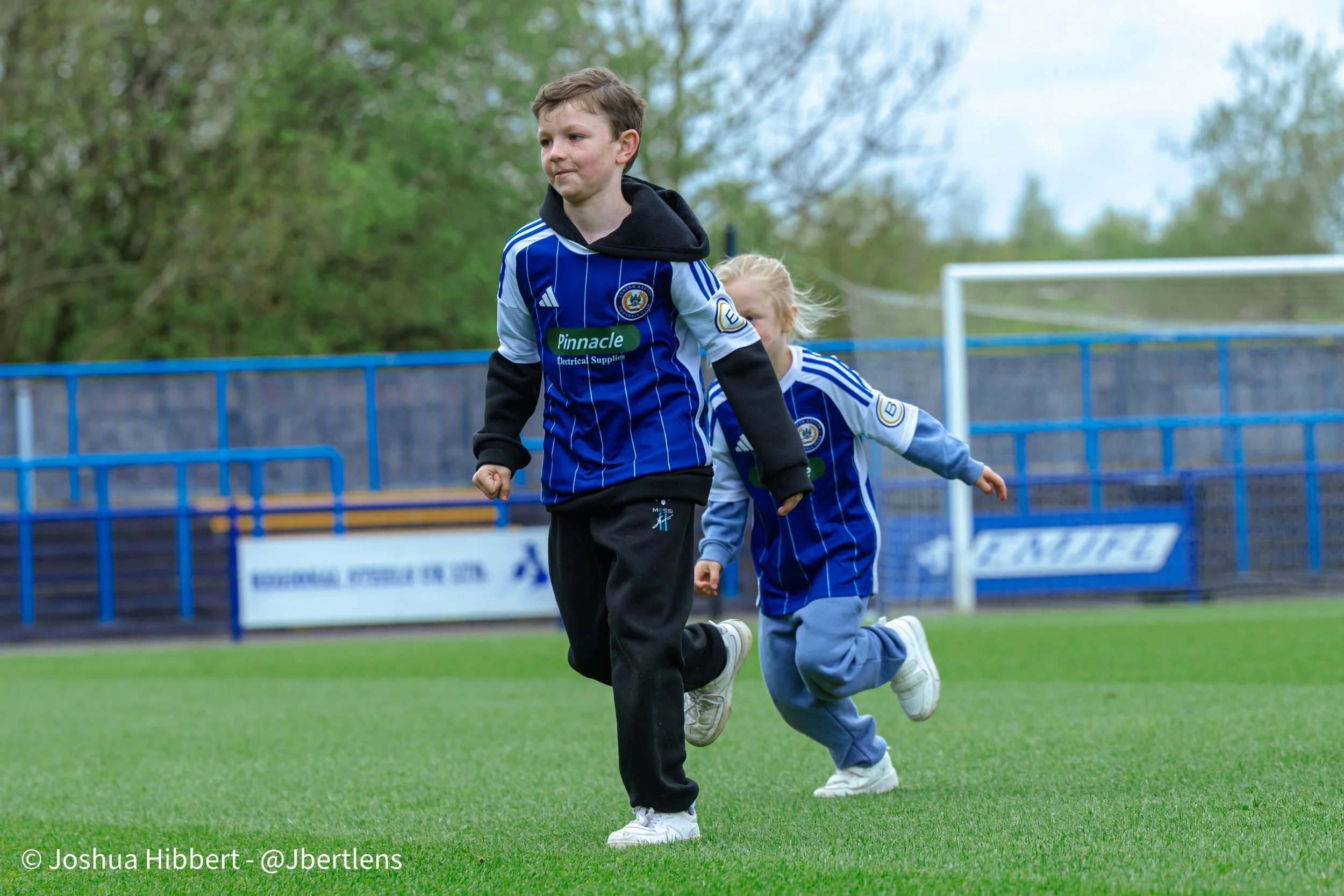 Sport_Photography_Curzon_Ashton_Buxton_FC_18.04.26-42.jpg