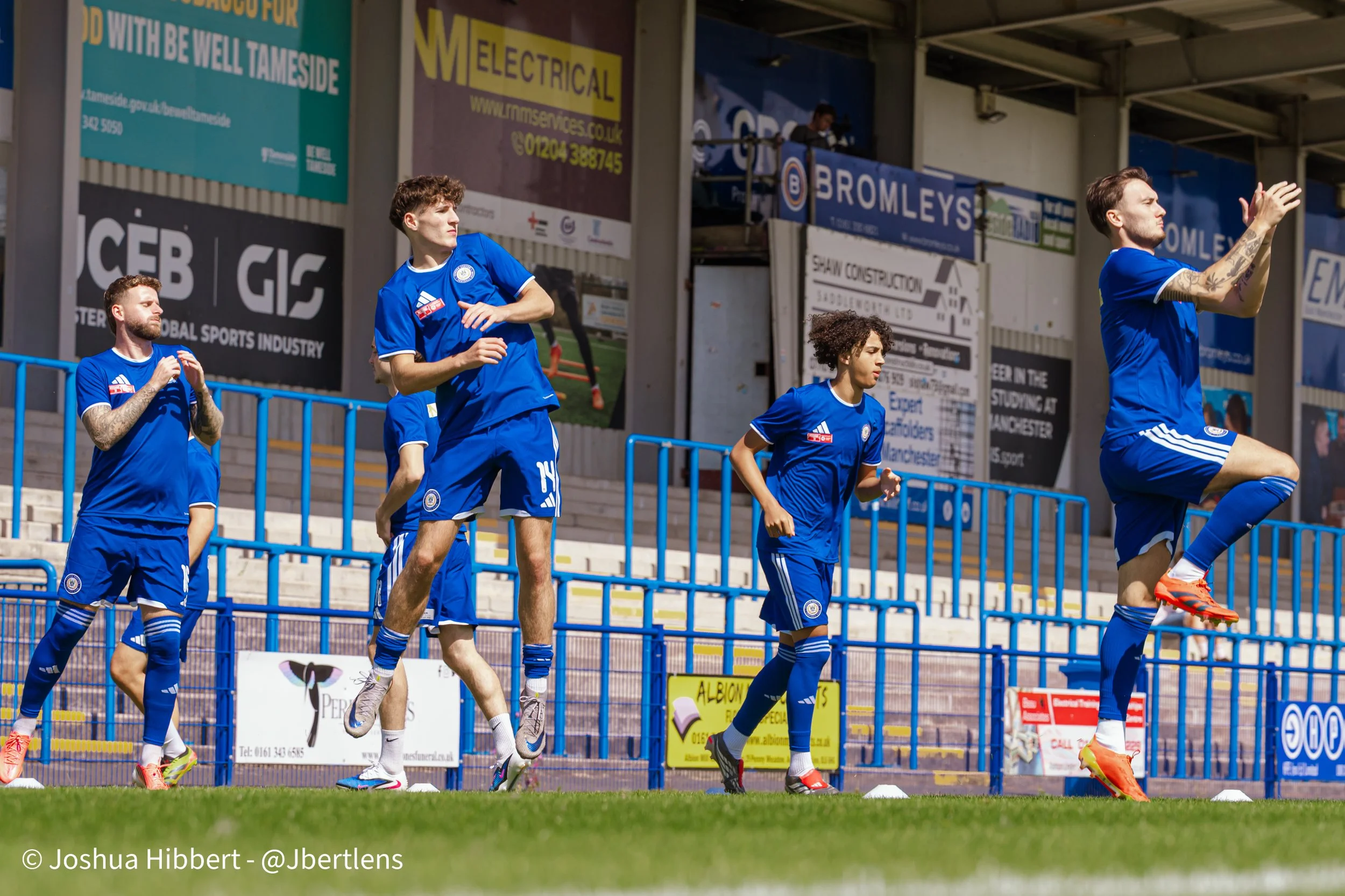 Curzon_Ashton_Alfreton_Town_Web_Sized-5.jpg