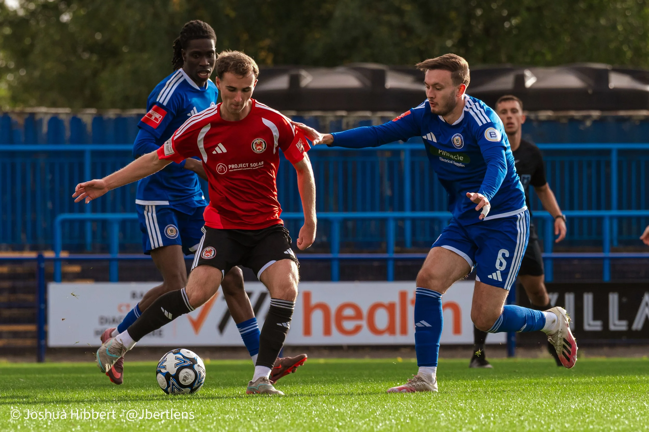 Curzon_Ashton_Hyde_United_Web_Sized_10.10.26-123.jpg