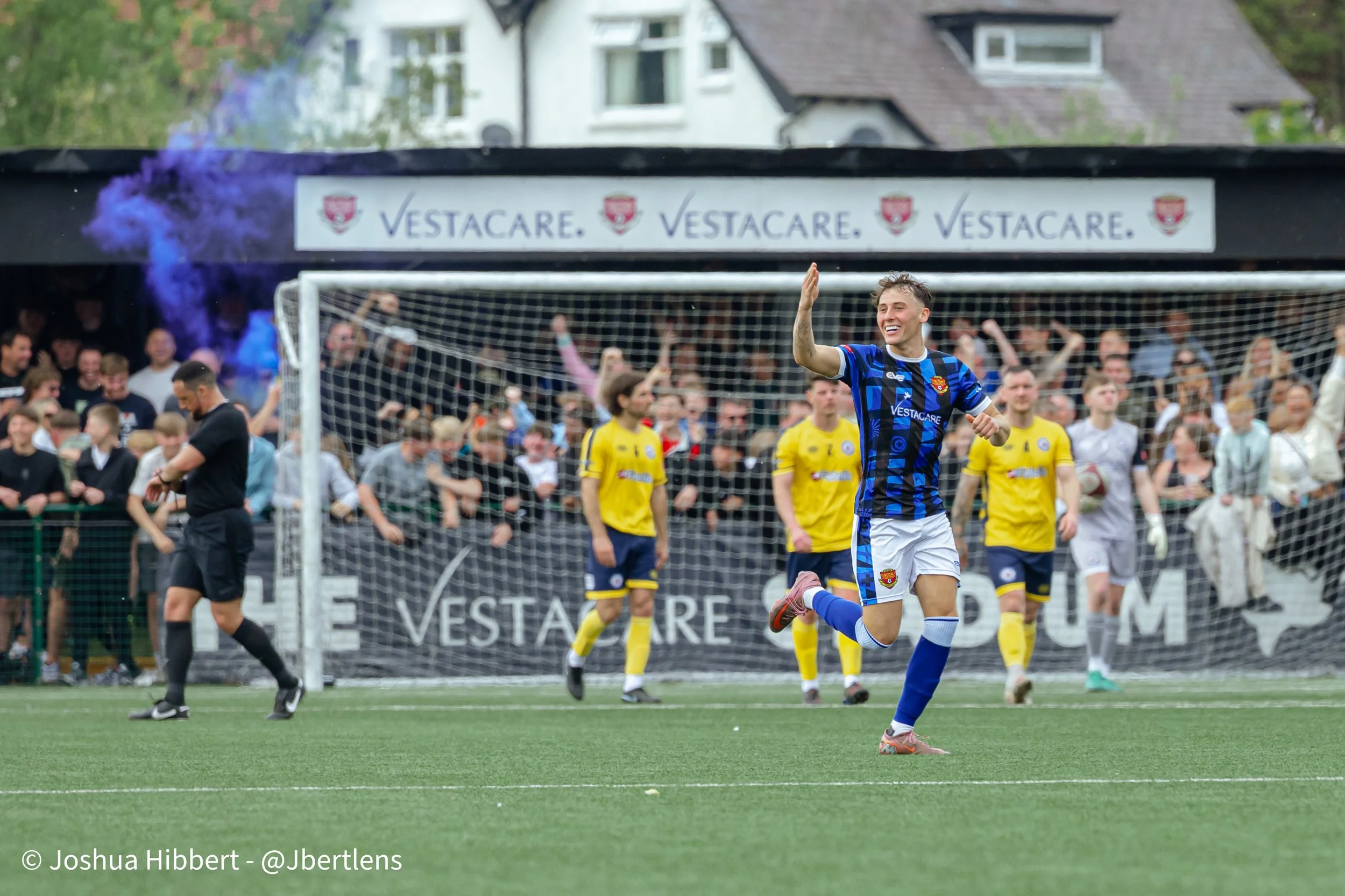 Sport_Photography_Stalybridge_Celtic_Avro_10.05.26-149.jpg