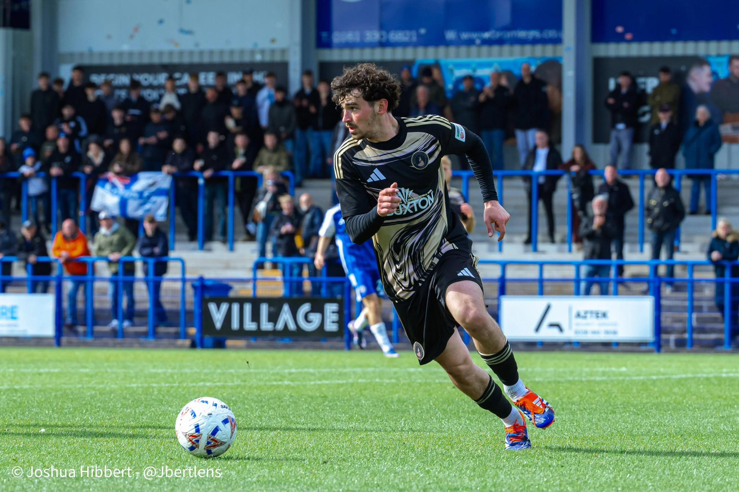 Sport_Photography_Curzon_Ashton_Buxton_FC_18.04.26-112.jpg