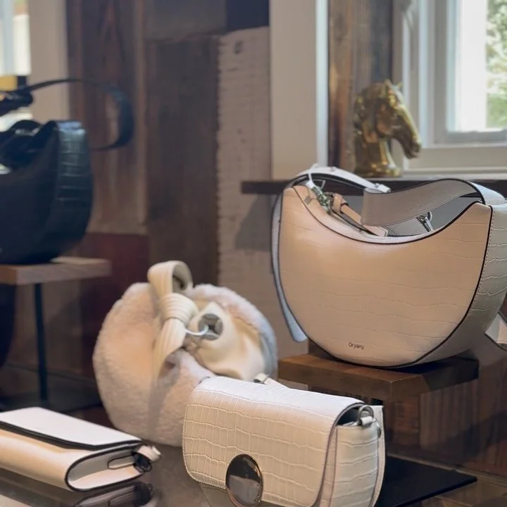 I had the pleasure of working with @catherinegee , a designer here in santa barbara, to bring more function and clarity to her showroom and office.

as a luxury apparel brand, the space needs to serve multiple purposes&mdash;from working and managing