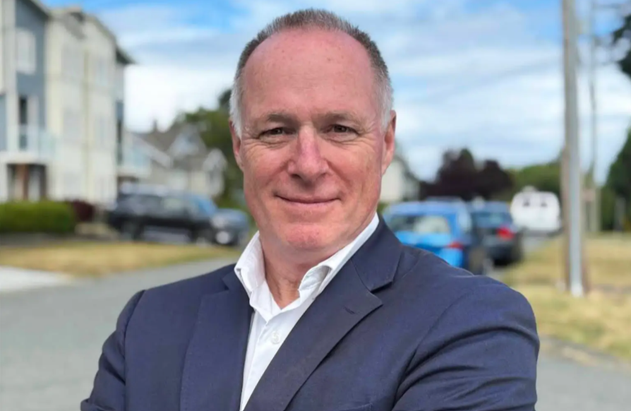 Lifelong Saanich resident pitches new direction in council bid