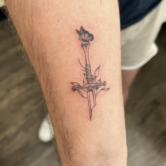 Fine Line Tattoo - lord of the rings tattoo
