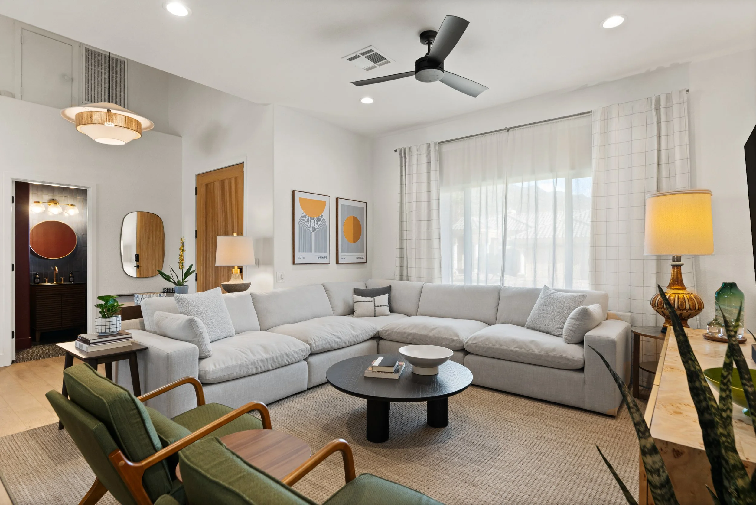 010-Living Room.jpg