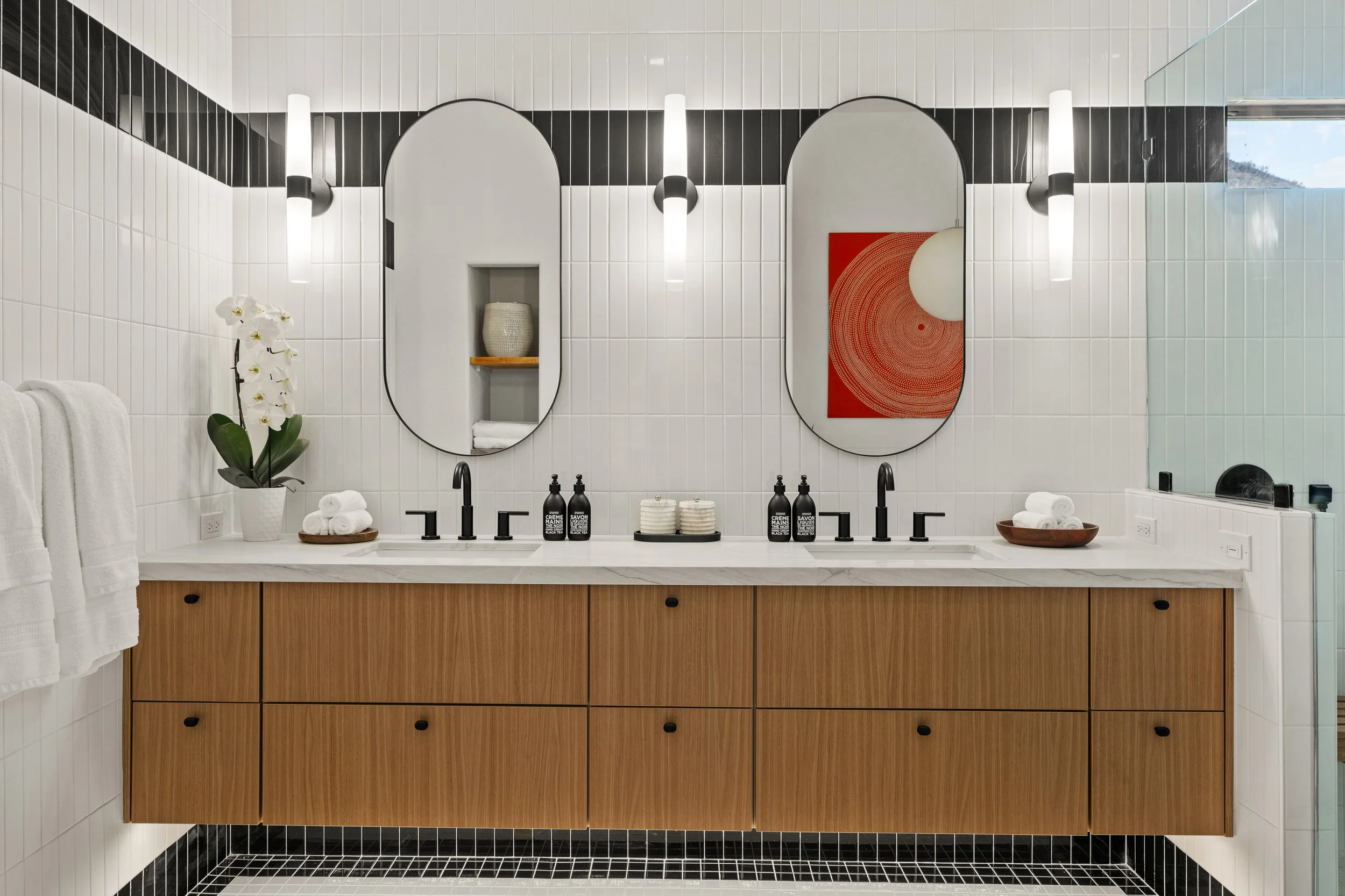 050-Primary bathroom.jpg