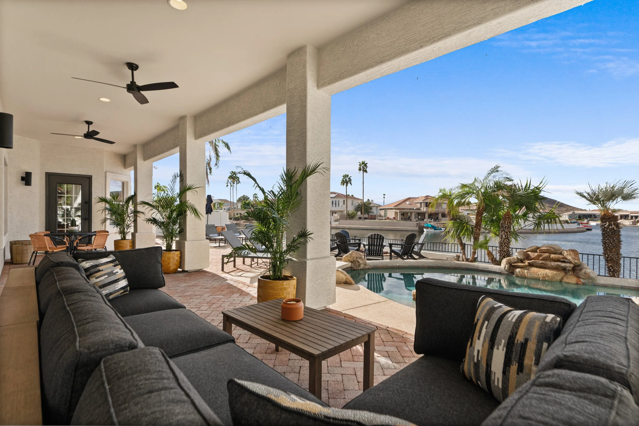 100-Back patio.jpg