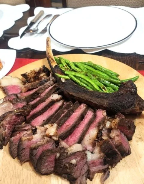 Angus  Dry Aged Tomahawk Steak