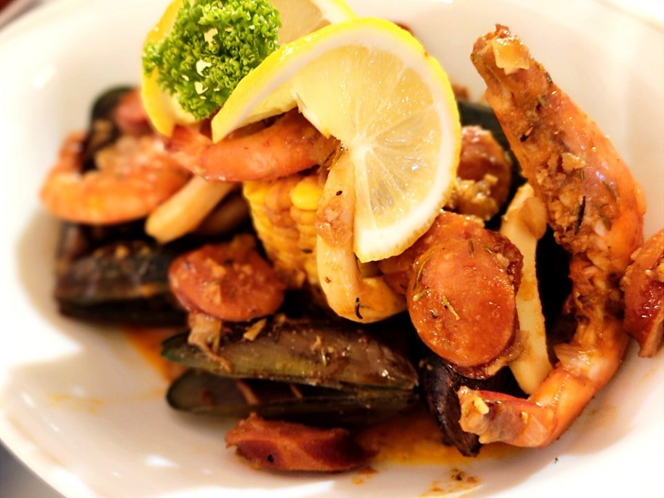 Cajun Seafood With Plain Rice
