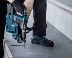 Service de perçage pour ancrage permanent