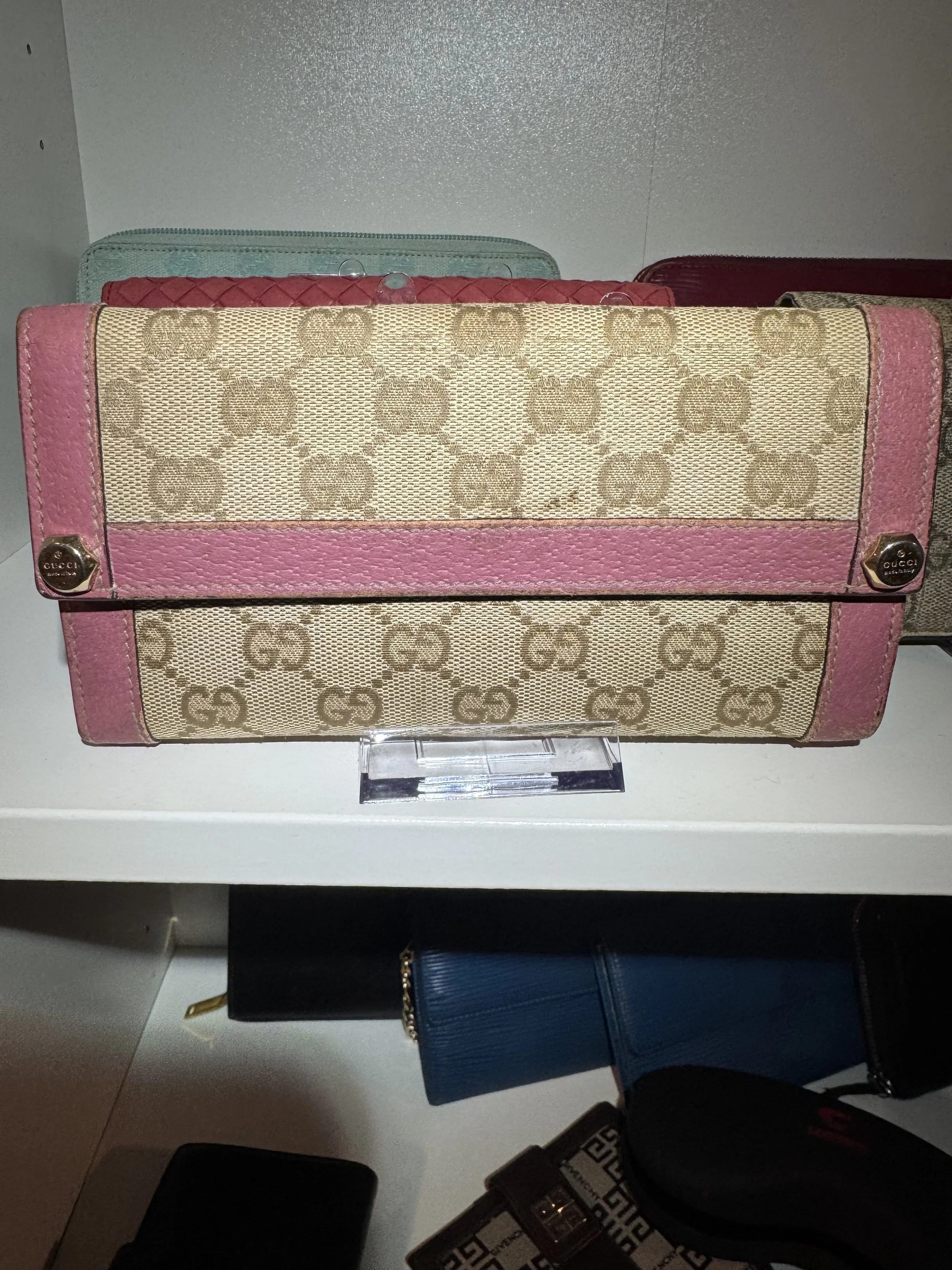 Vintage Gucci Tan and Pink wallet