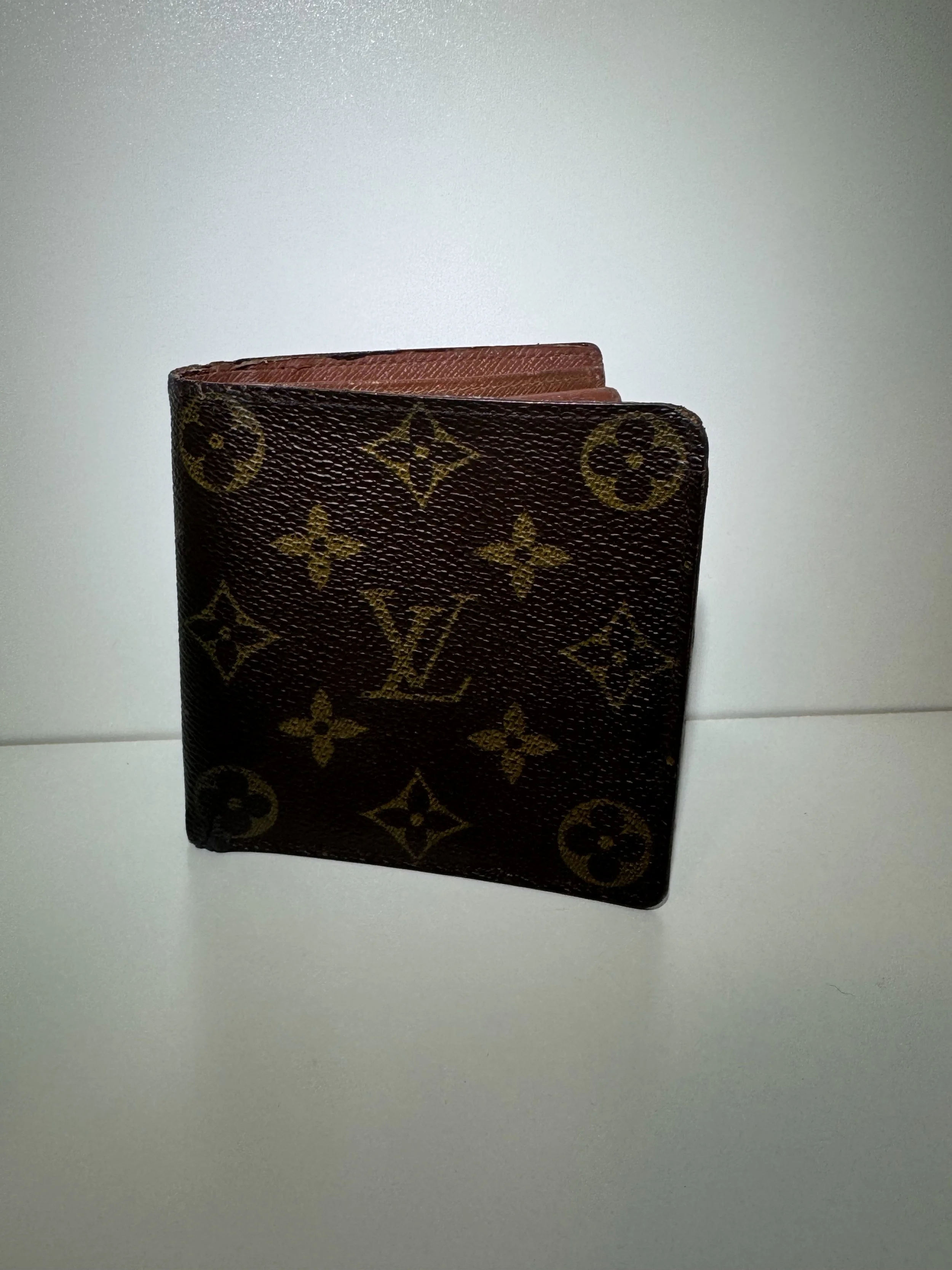 LV Mens Bifold Wallet Monogram Print