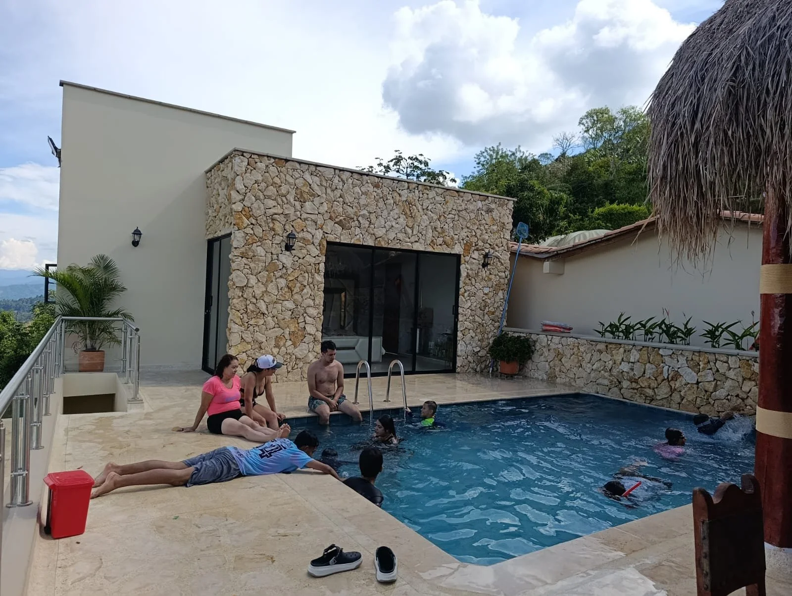 Acceso Diario a Piscina para Niños