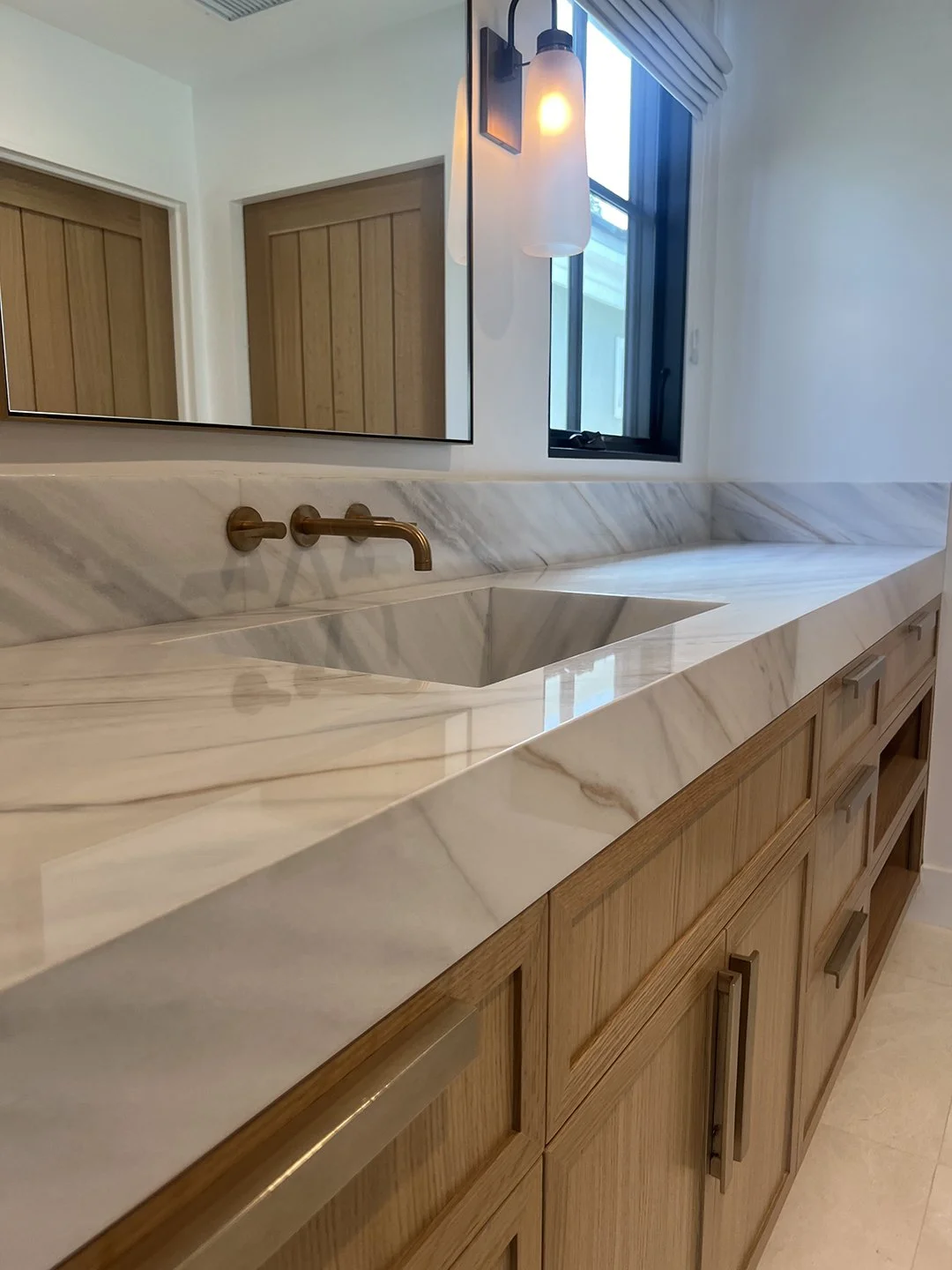 OC Marmol - Manufacturing and installation of tile and stone