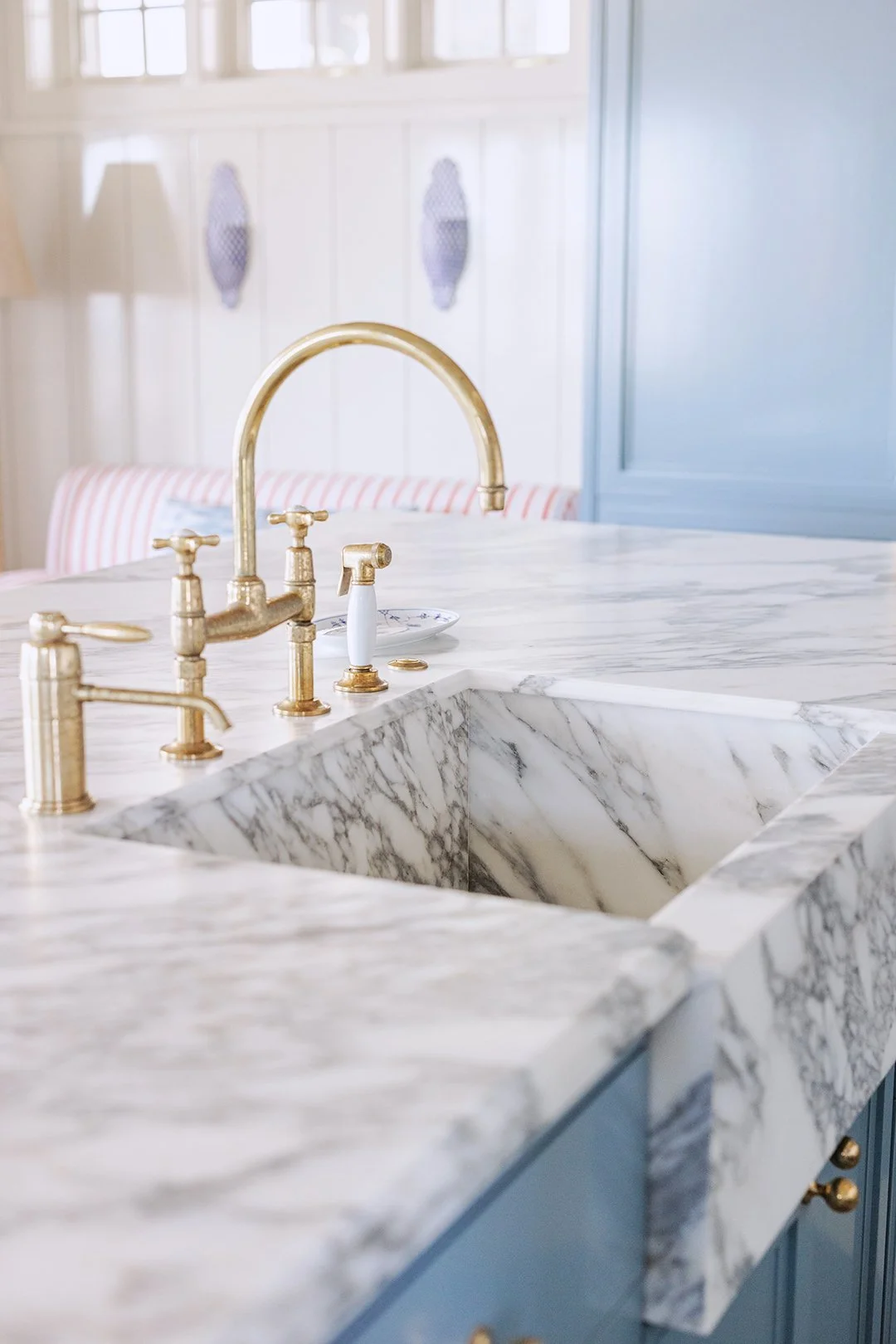 OC Marmol - Manufacturing and installation of tile and stone