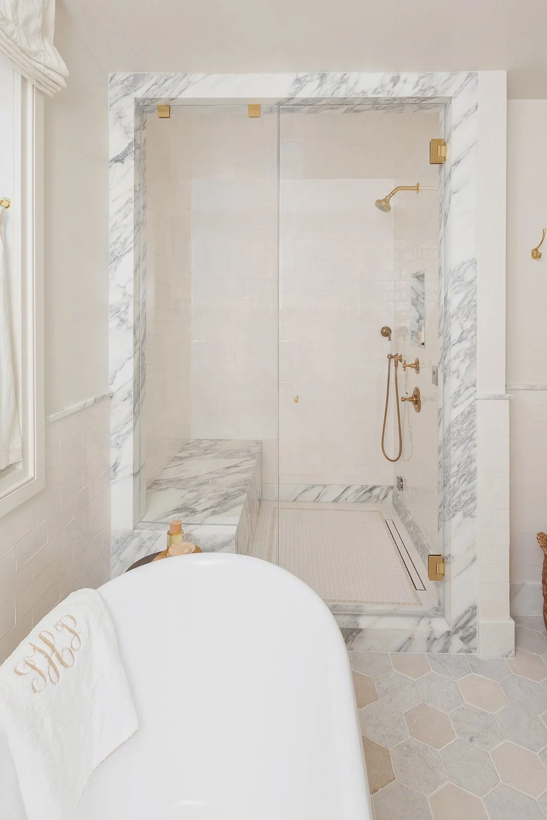OC Marmol - Manufacturing and installation of tile and stone