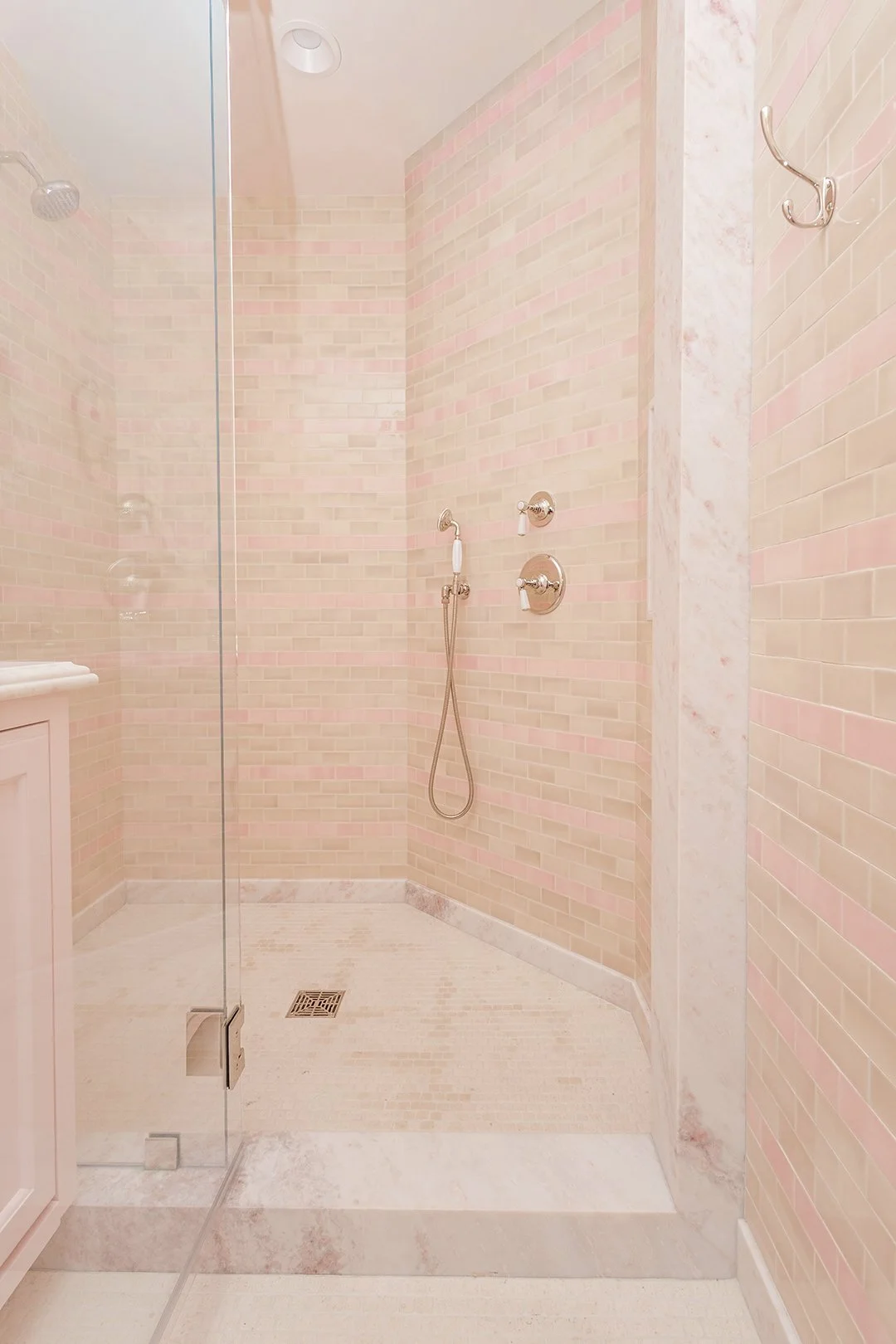 OC Marmol - Manufacturing and installation of tile and stone