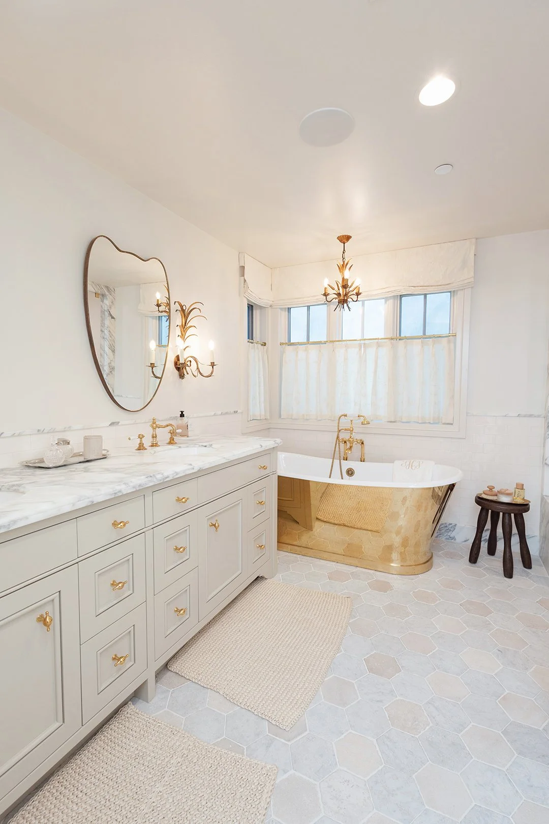 OC Marmol - Manufacturing and installation of tile and stone