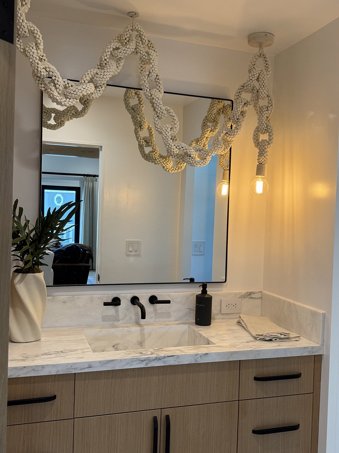 OC Marmol - Manufacturing and installation of tile and stone