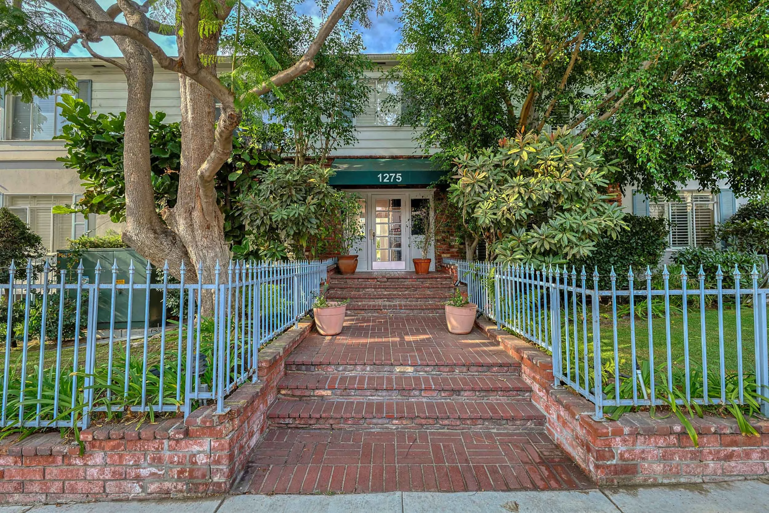 001_Harper Ave_122324_HDR.jpeg