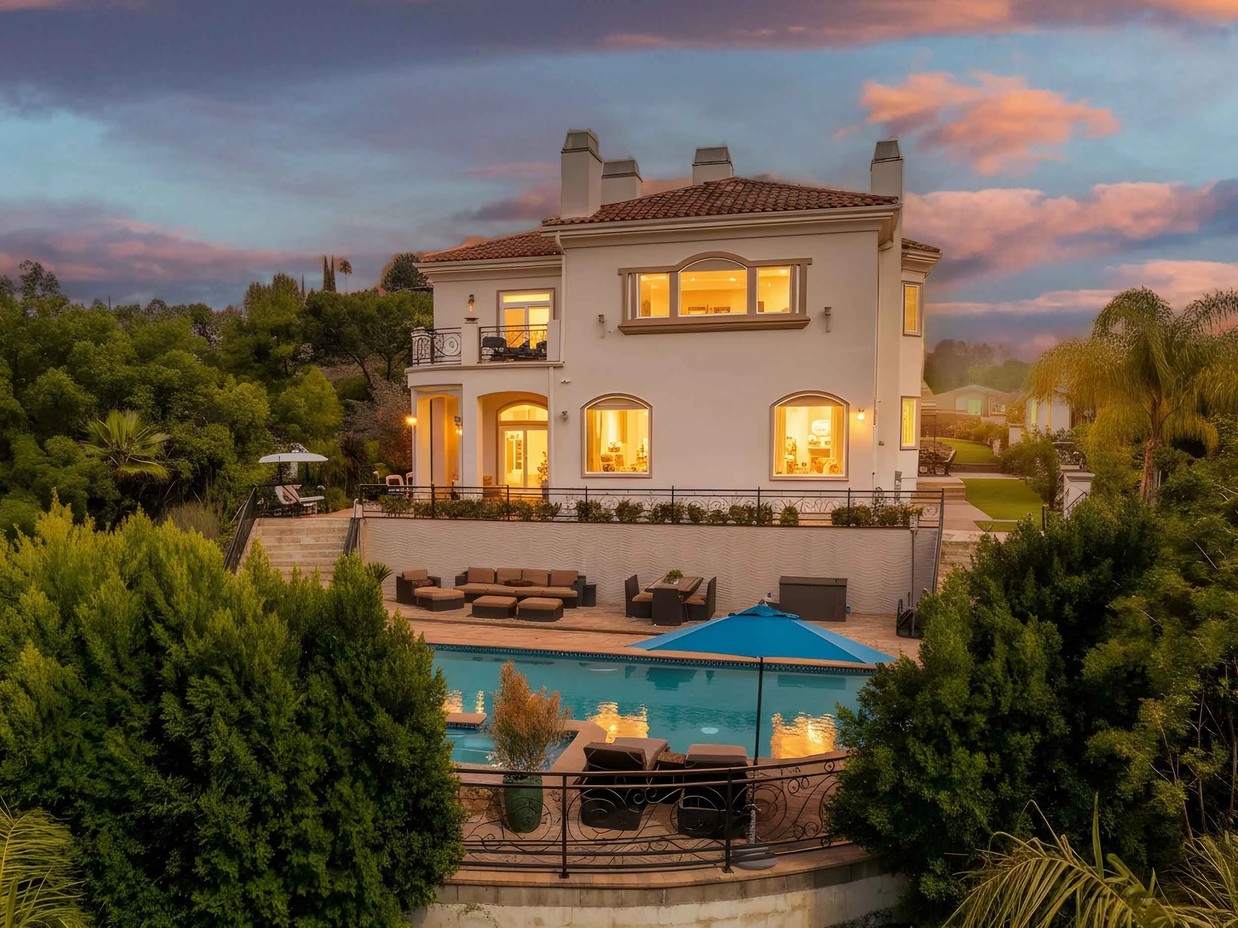 Woodland Hills · Mansion