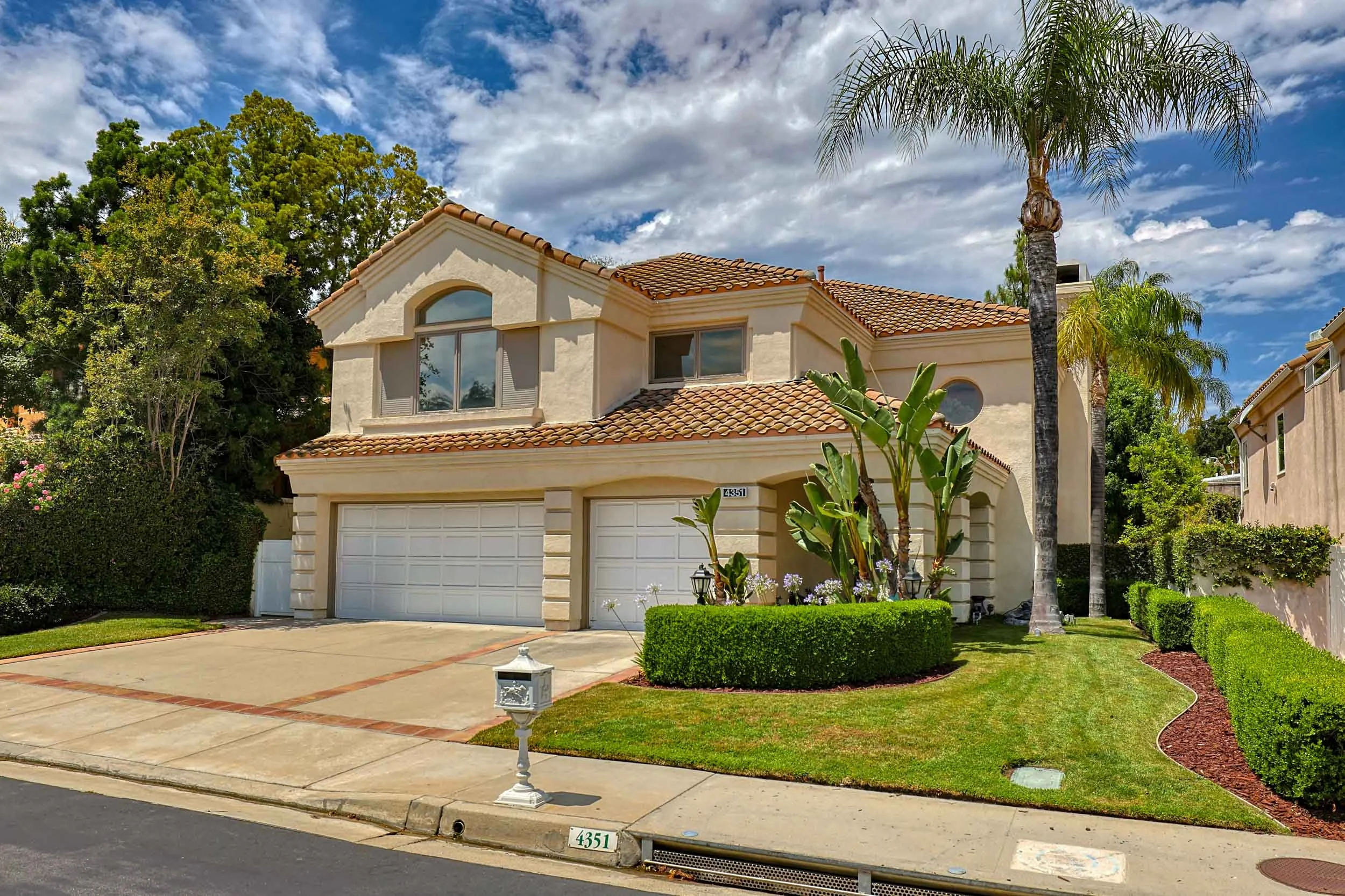 4351 Park Verdi   Calabasas, CA 91302