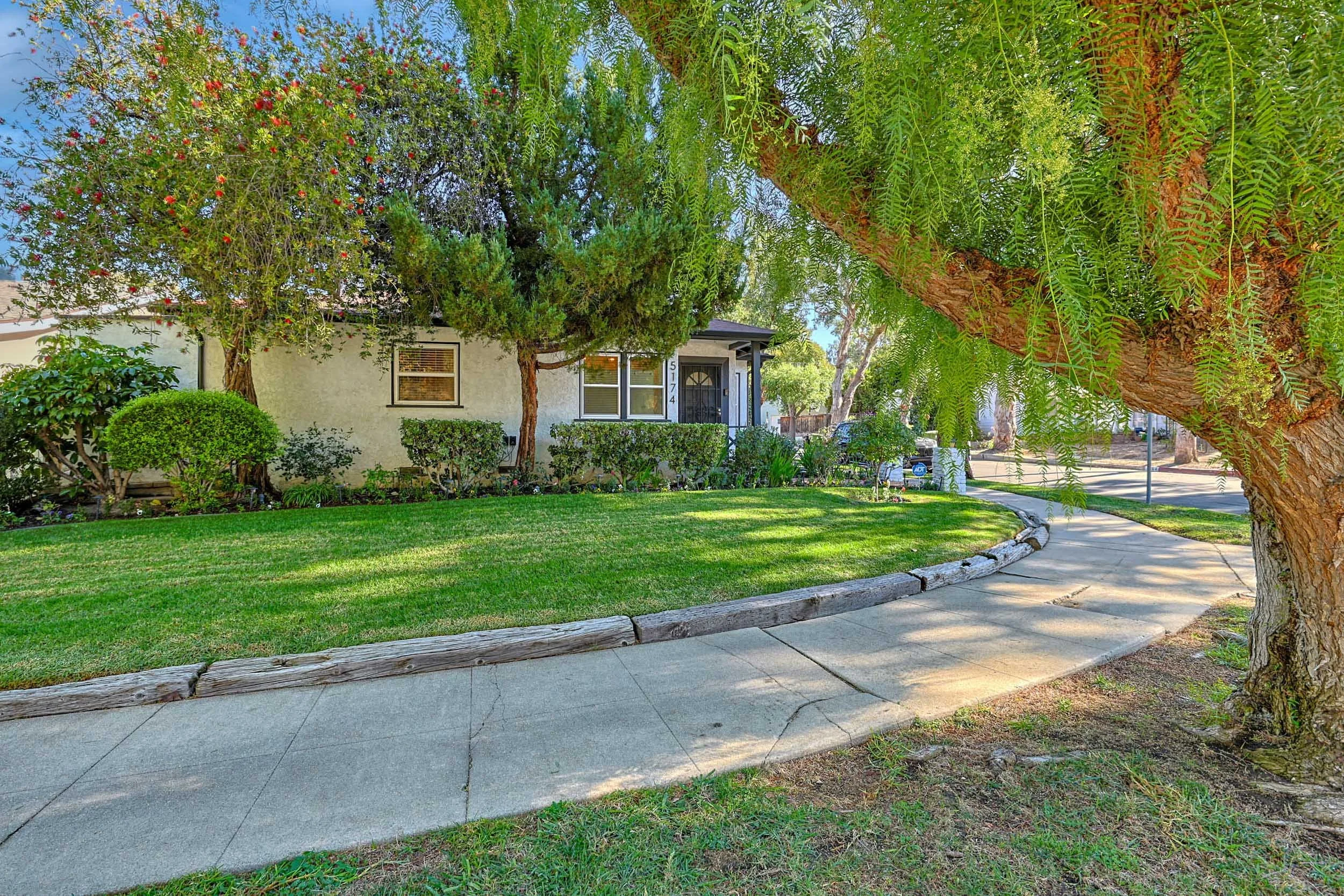 005_Canoga Ave_112024_HDR.jpg