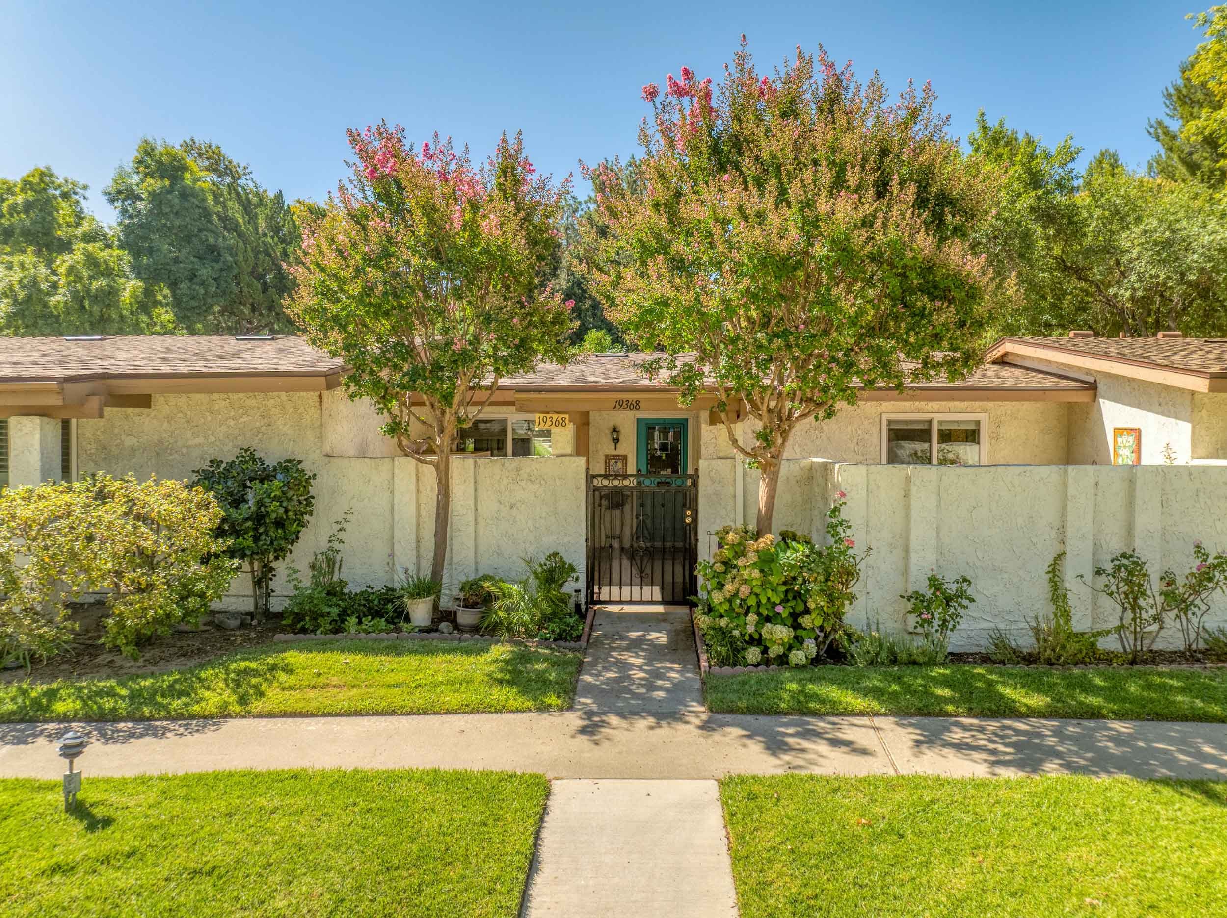 19368 Ave of the Oaks