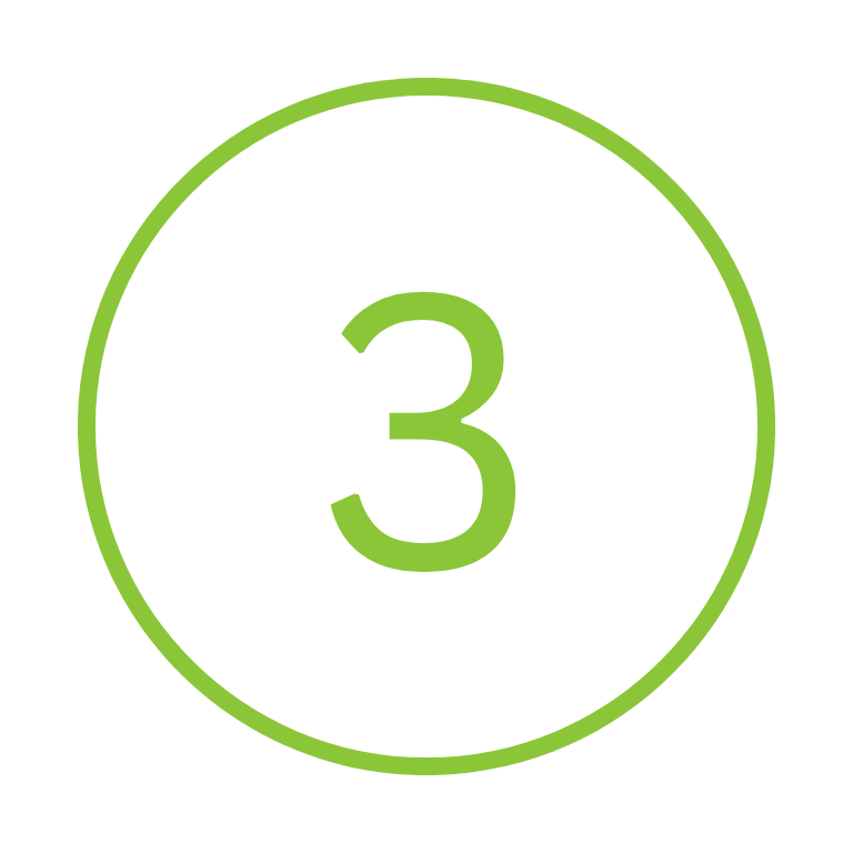 Green-bordered white circle with the number three in the center.