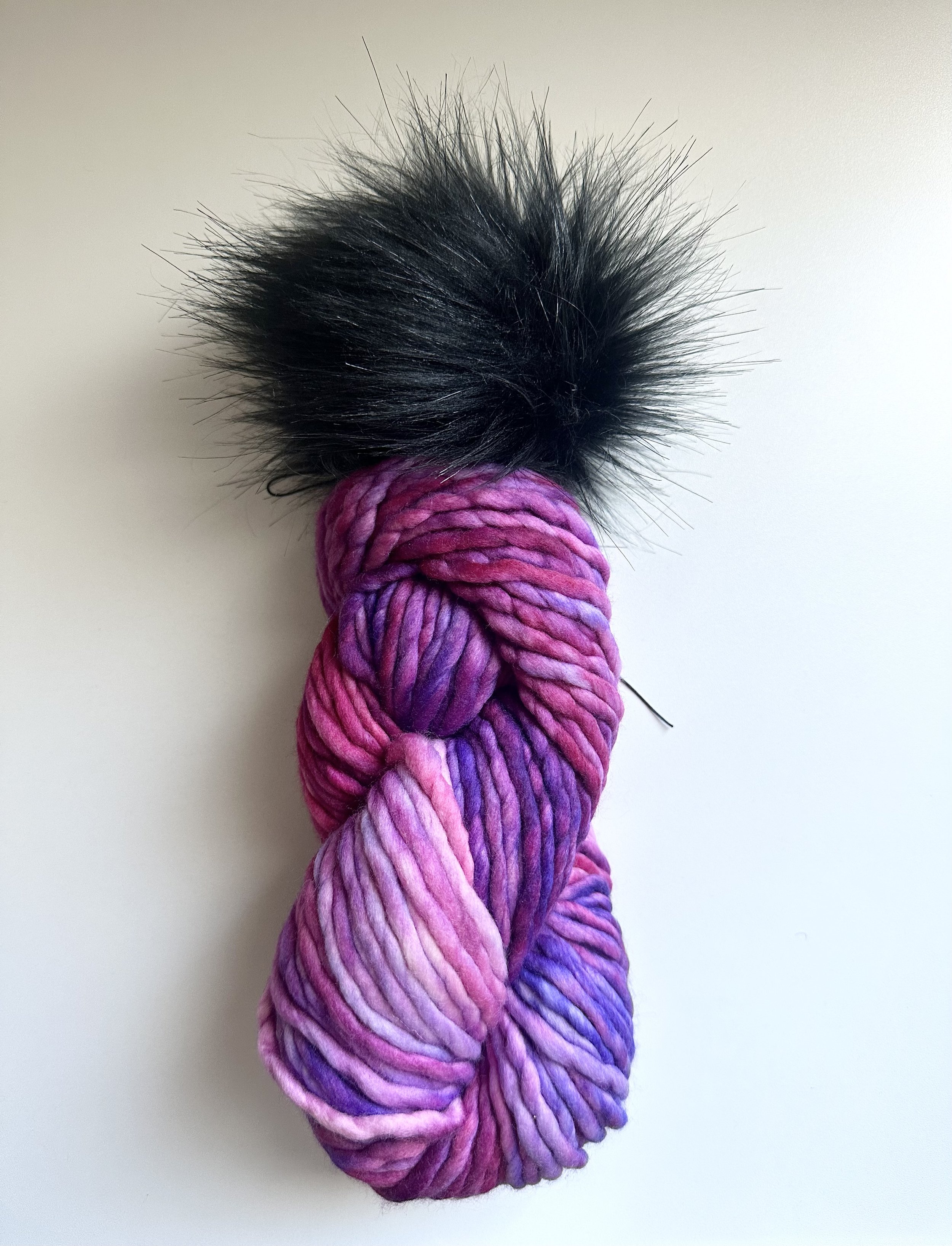 Rasta Baya Electrica + Jet Pom (Pom Handmade by Knot and Stitch)