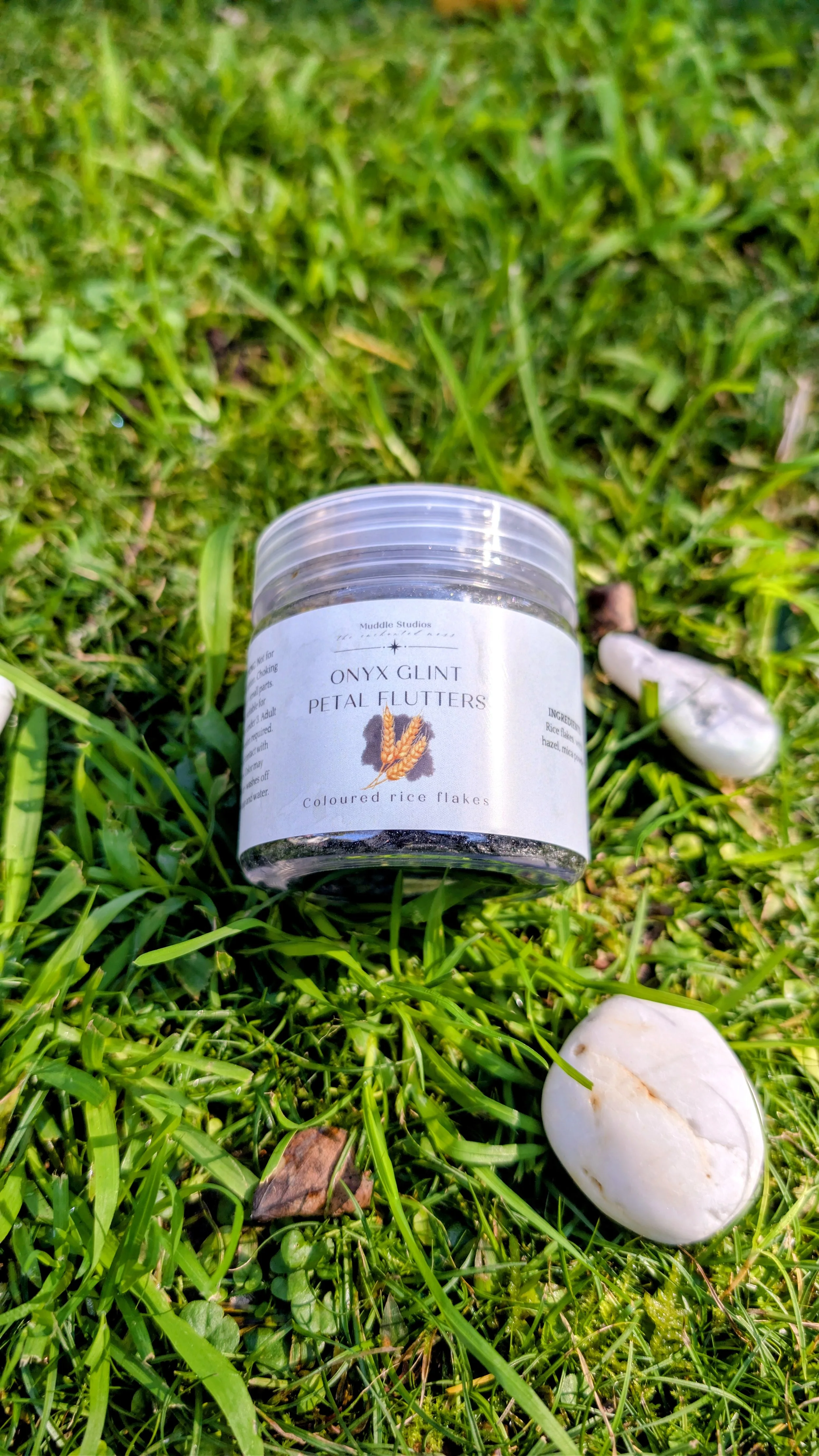 Onyx Glint Petal Flutters