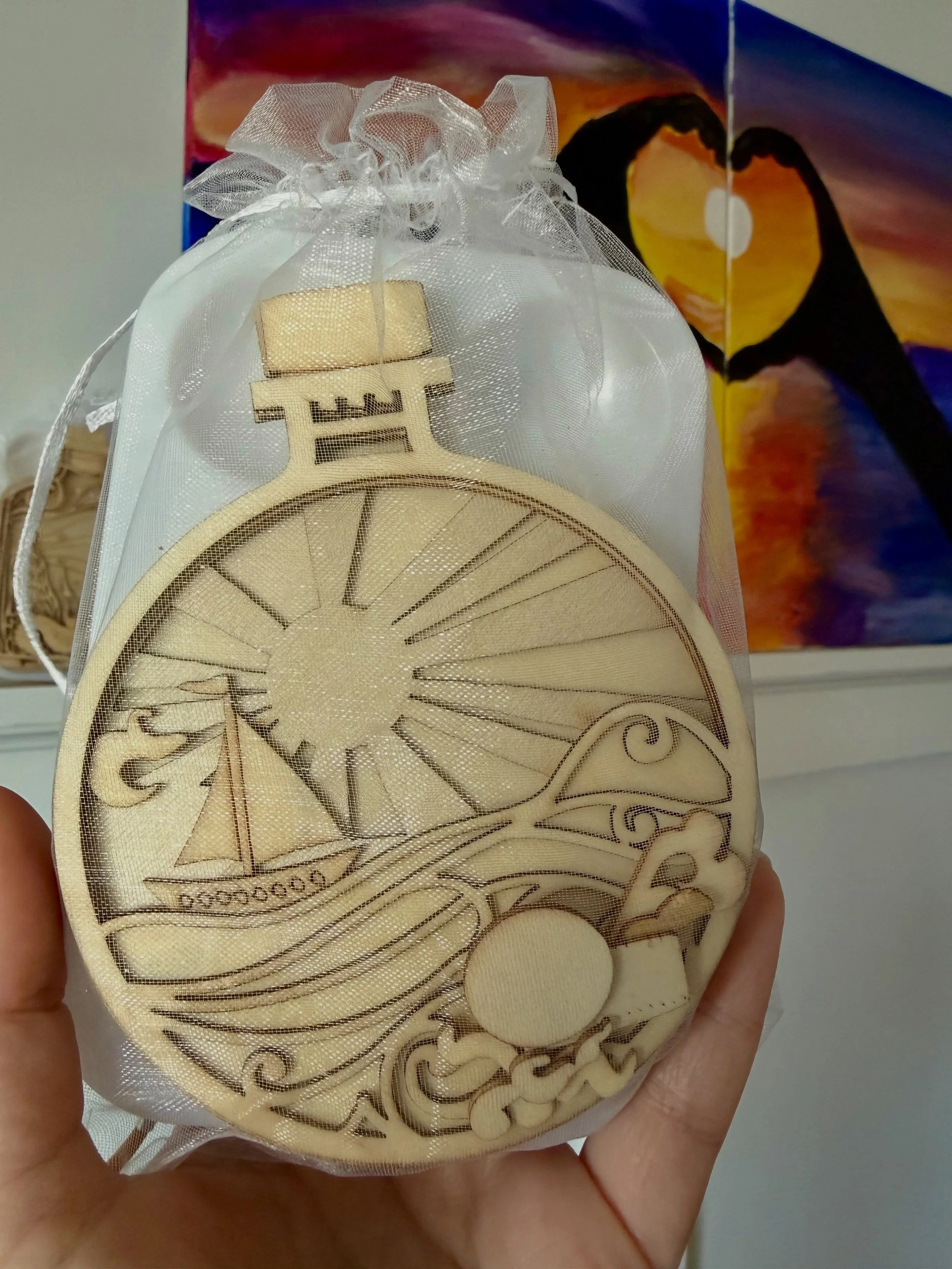 🌊✨ Coastal Paint Kits Have Arrived ✨🌊

A little creativity in a bottle 🐚
These beachy DIY paint kits include everything you need for a relaxing paint night:
🎨 Paints
🖌 Mini brush
🪵 Laser-cut wood design
🤍 Ready-to-gift packaging

Perfect for:
