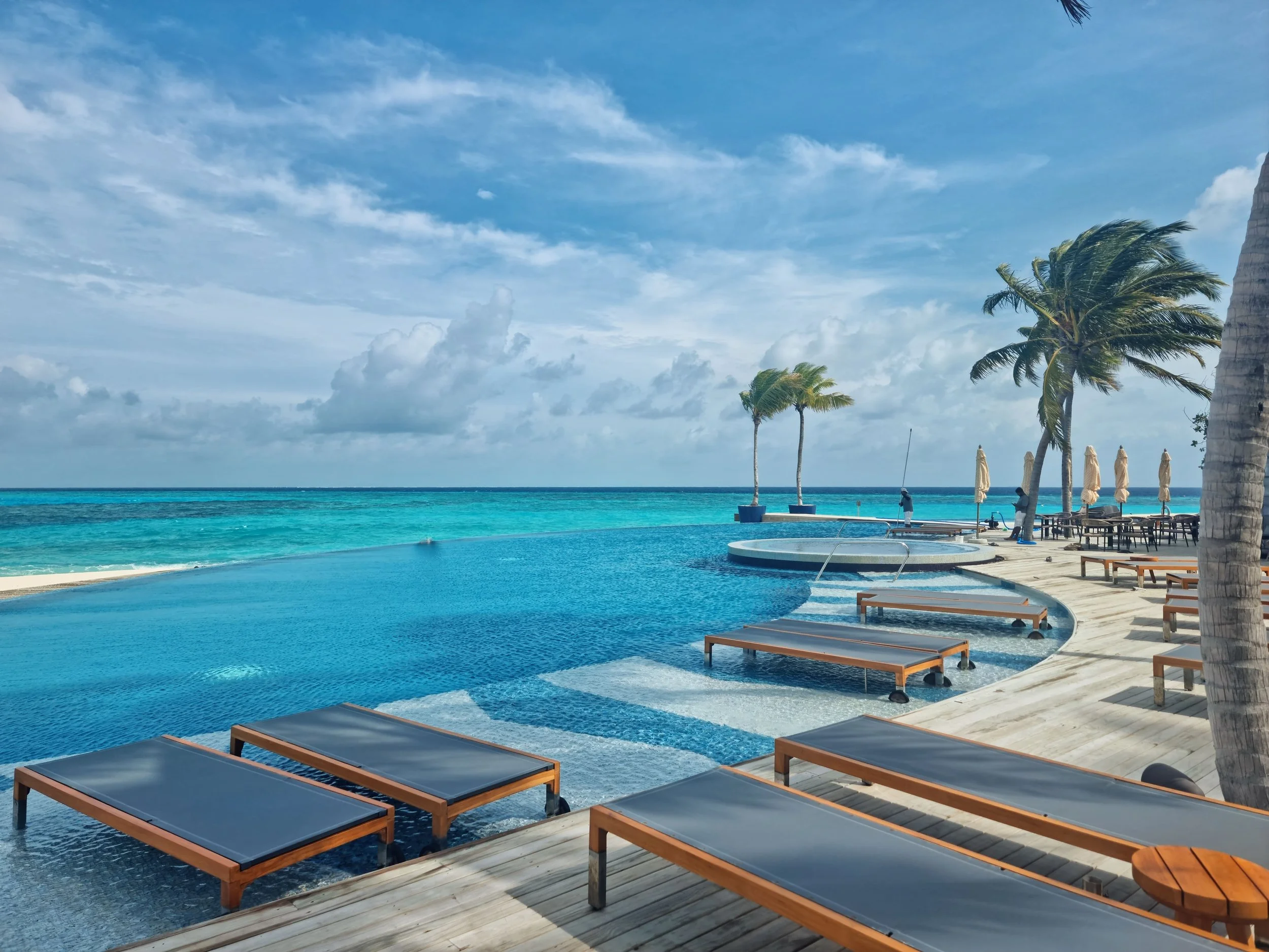 Private Yacht Charter vs. All-Inclusive Resort: Which Is Right for Your Dream Vacation?