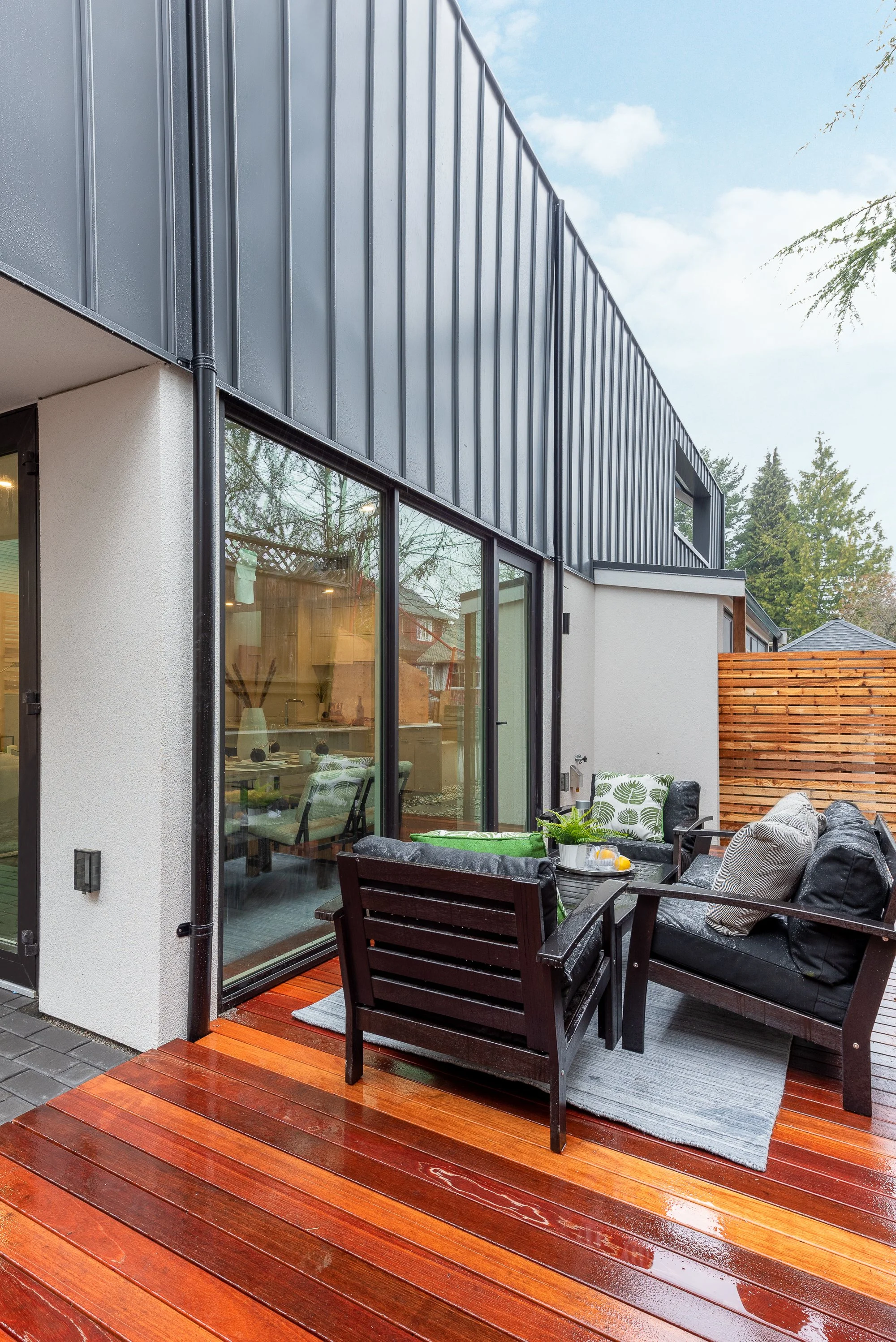Unit 3-2856-Yukon-Street-Vancouver-360hometours-03.jpg