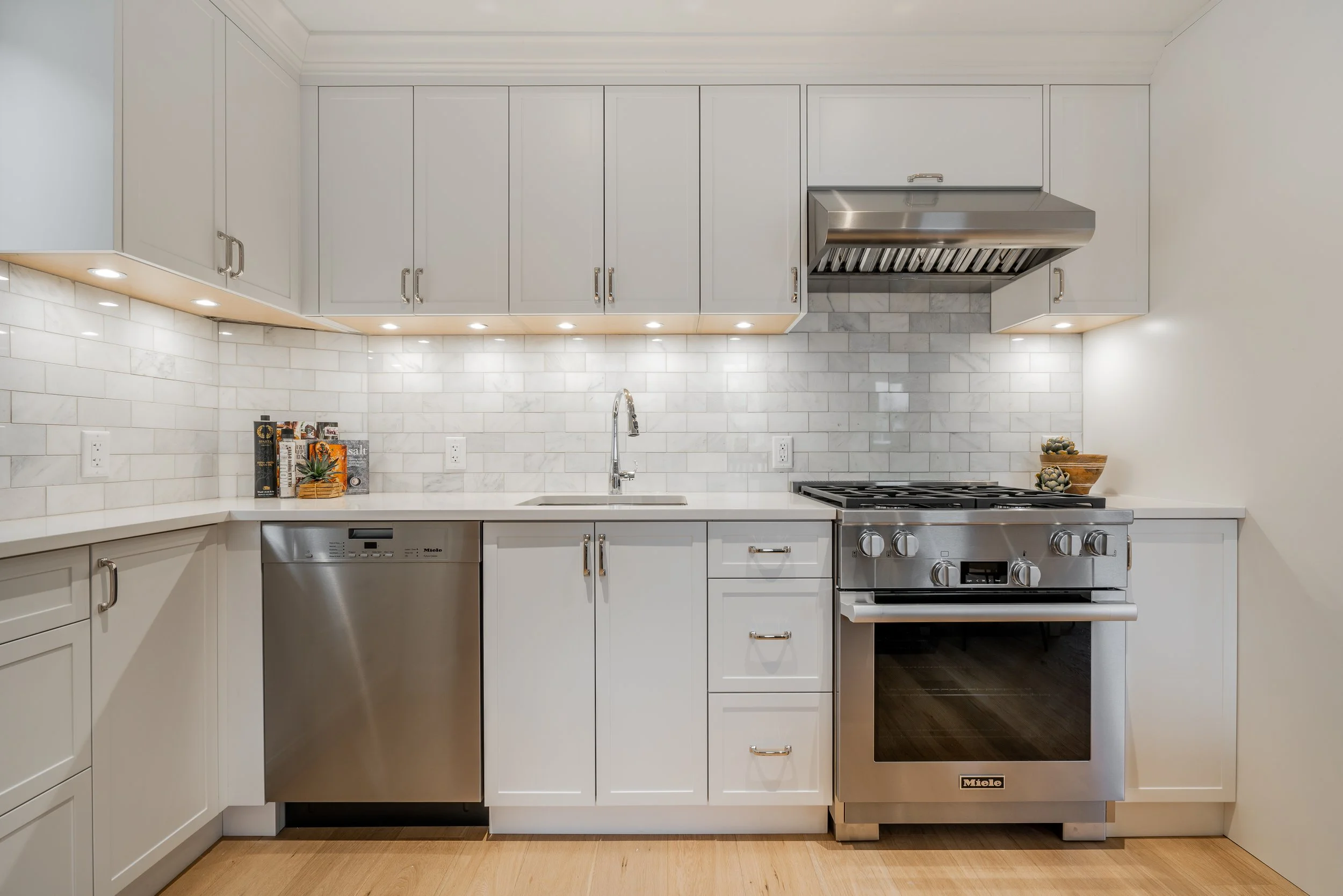 Unit 30 24 East 12th Avenue Vancouver-6.jpg