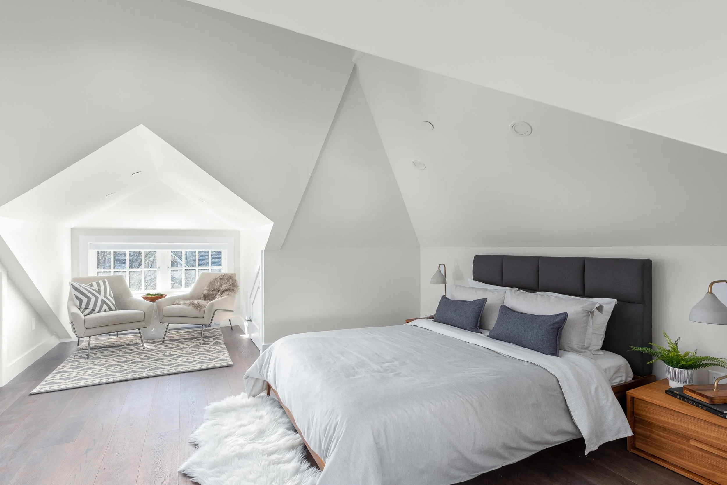 7-2858-Yukon-Street-Vancouver-360hometours-15.jpg