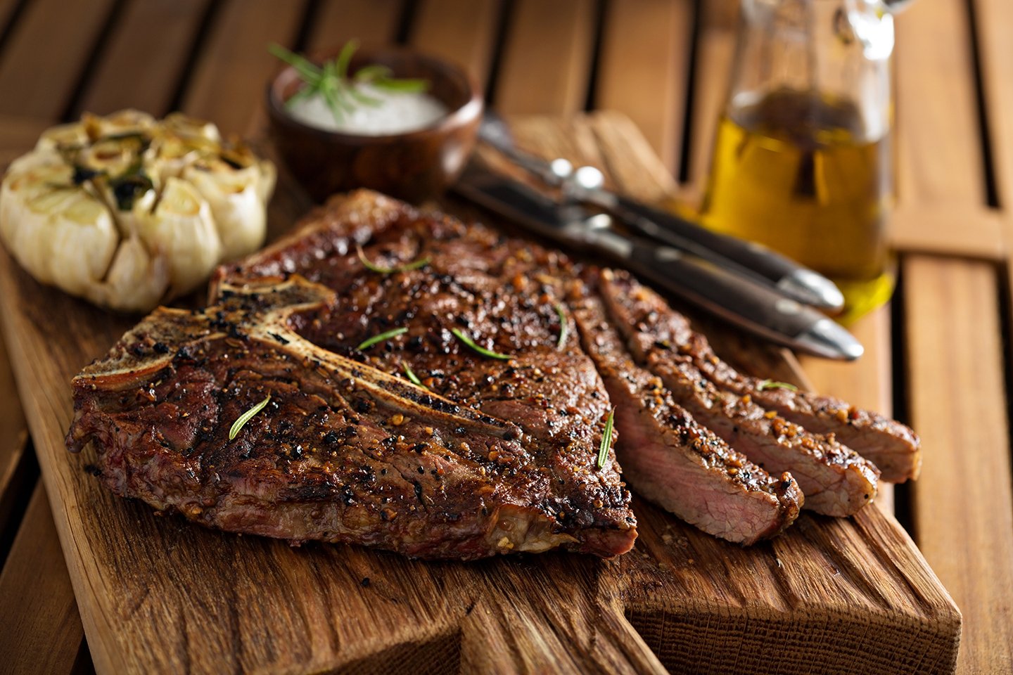 beef-steak-cooked-on-a-grill-2026-03-24-03-57-30-utc.jpg