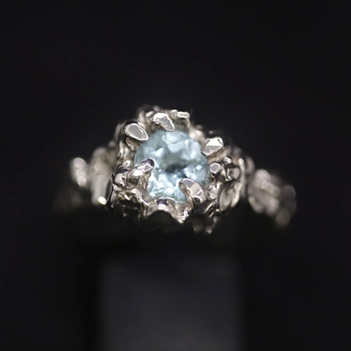 KAILANI Ring • TOPAZ