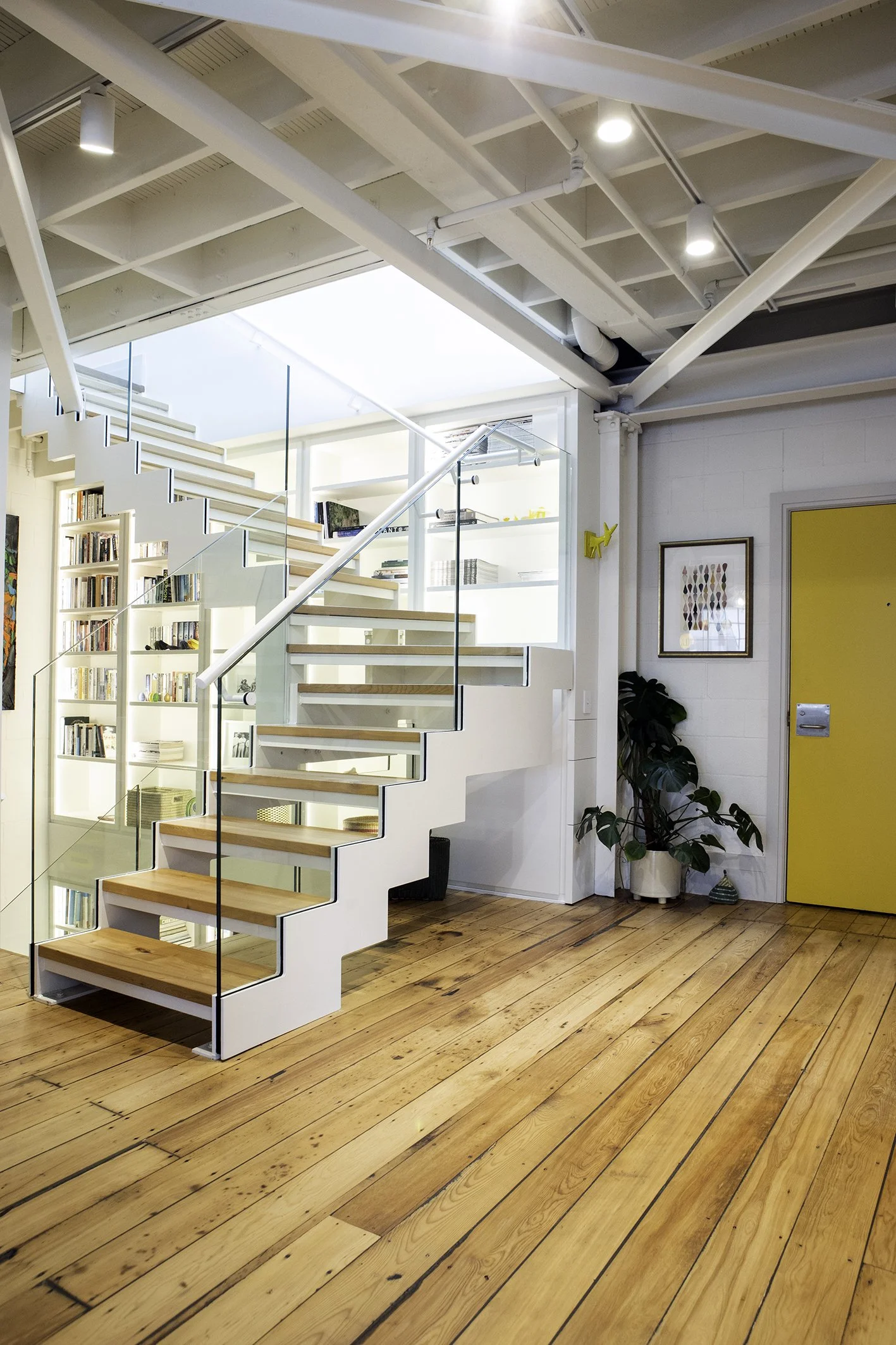 Hannah Factory Apartment