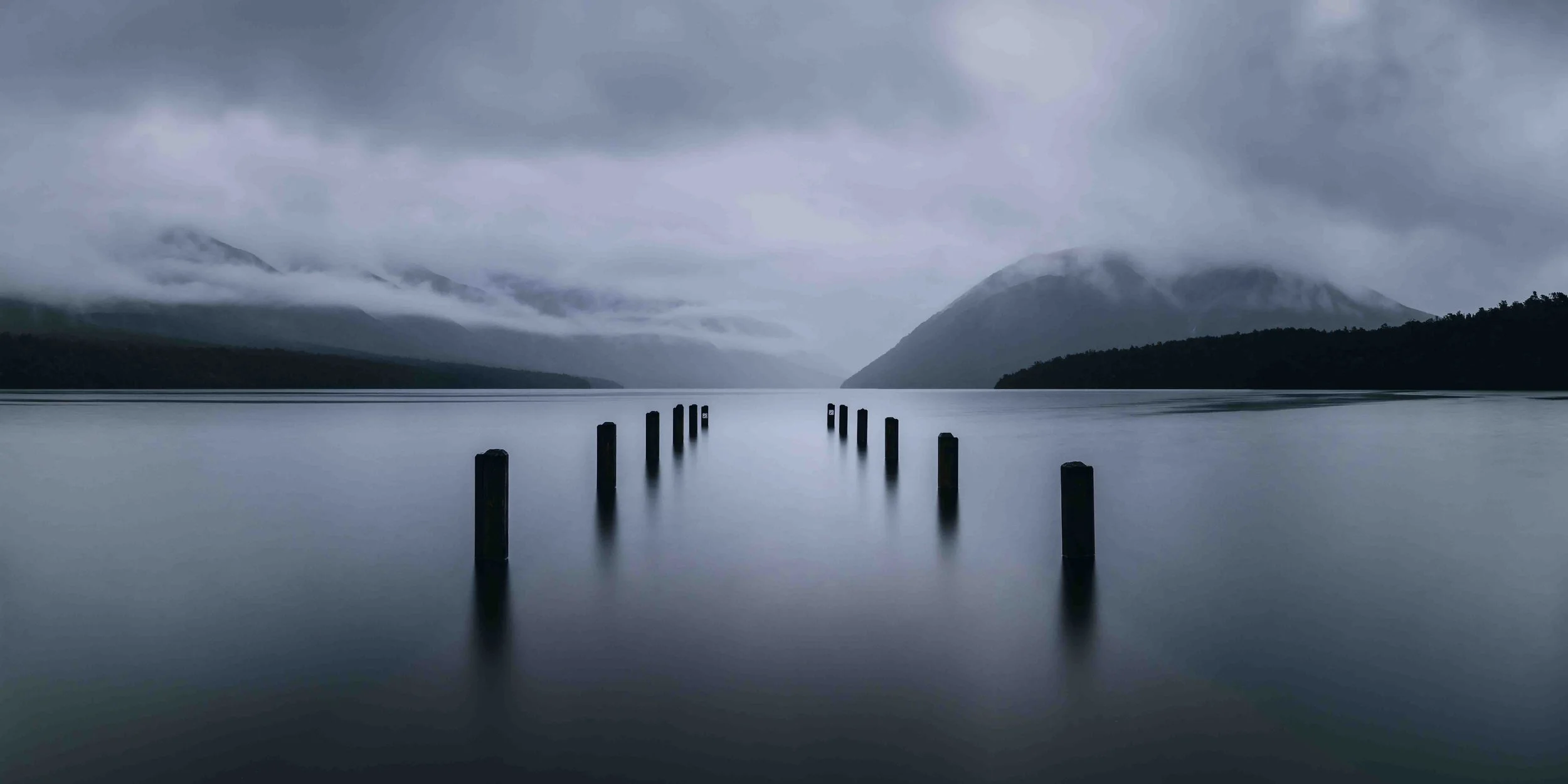 dwayne-lohmann-lake-rotoiti-flooded-jetty-nelson-lakes-national-park-long-exposure.jpg