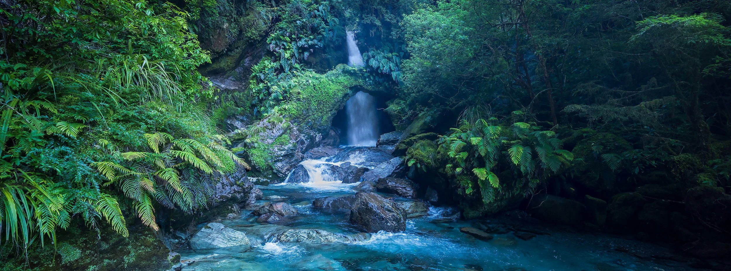 Archway Waterfall – Haast Pass